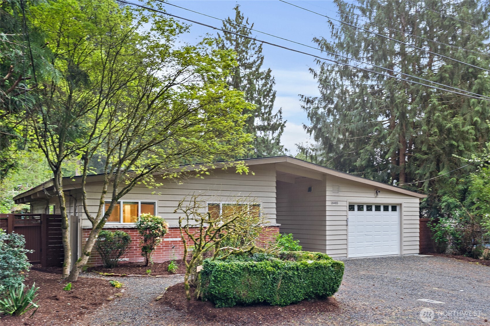 18483 47th Place NE, Lake Forest Park, WA 98155