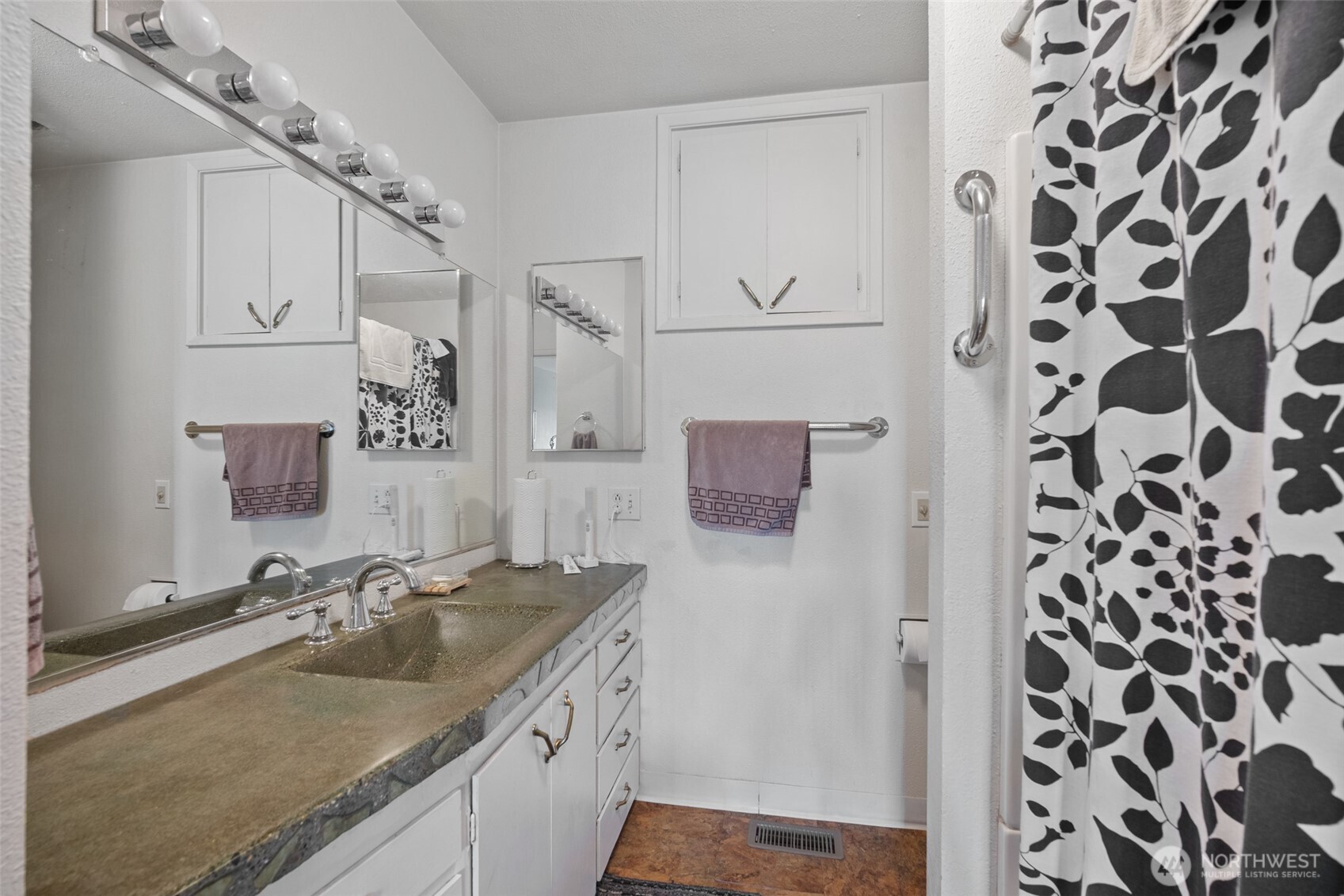 8506 Guide Meridian Road , Lynden, WA 98264