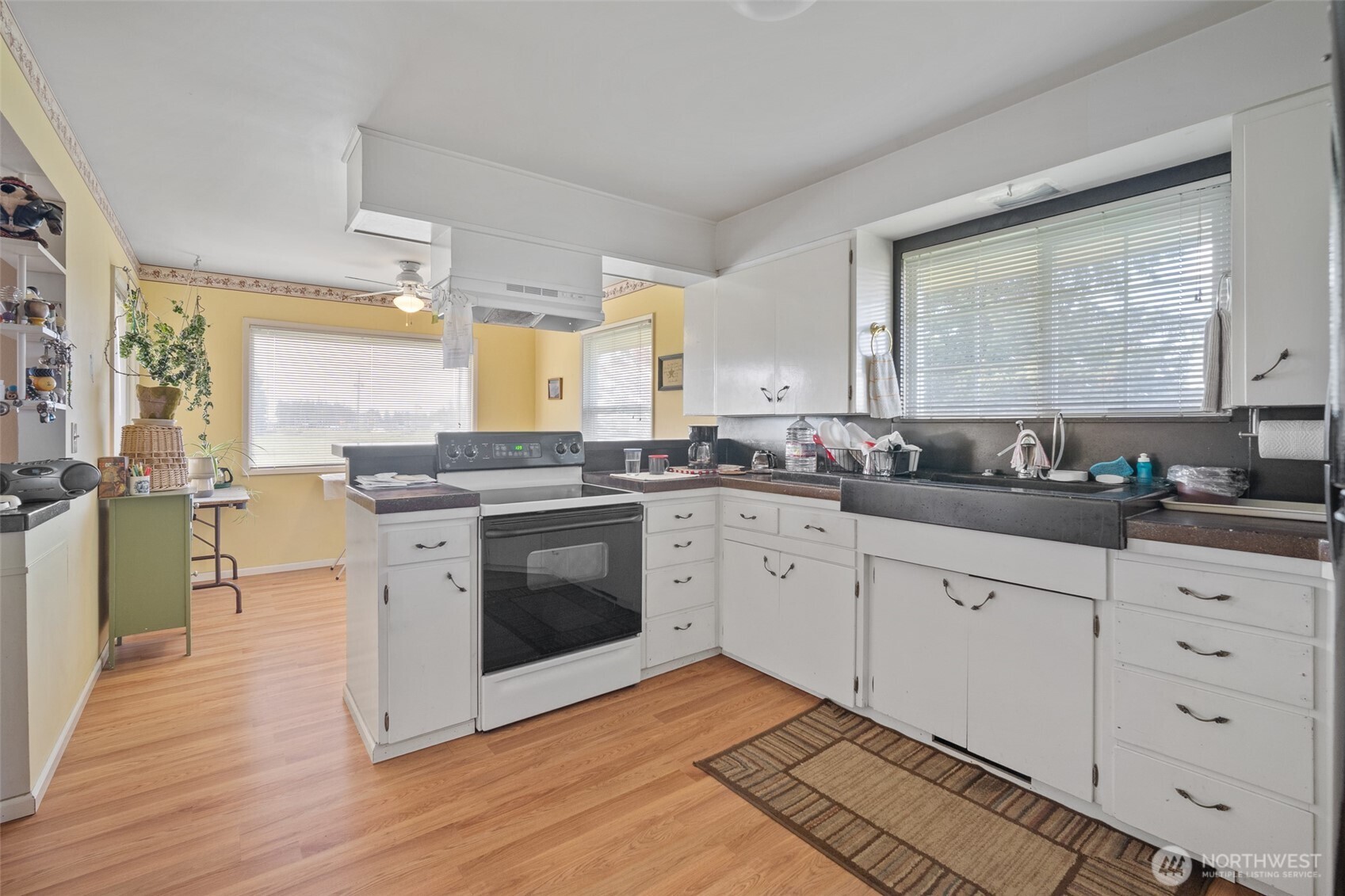 8506 Guide Meridian Road , Lynden, WA 98264