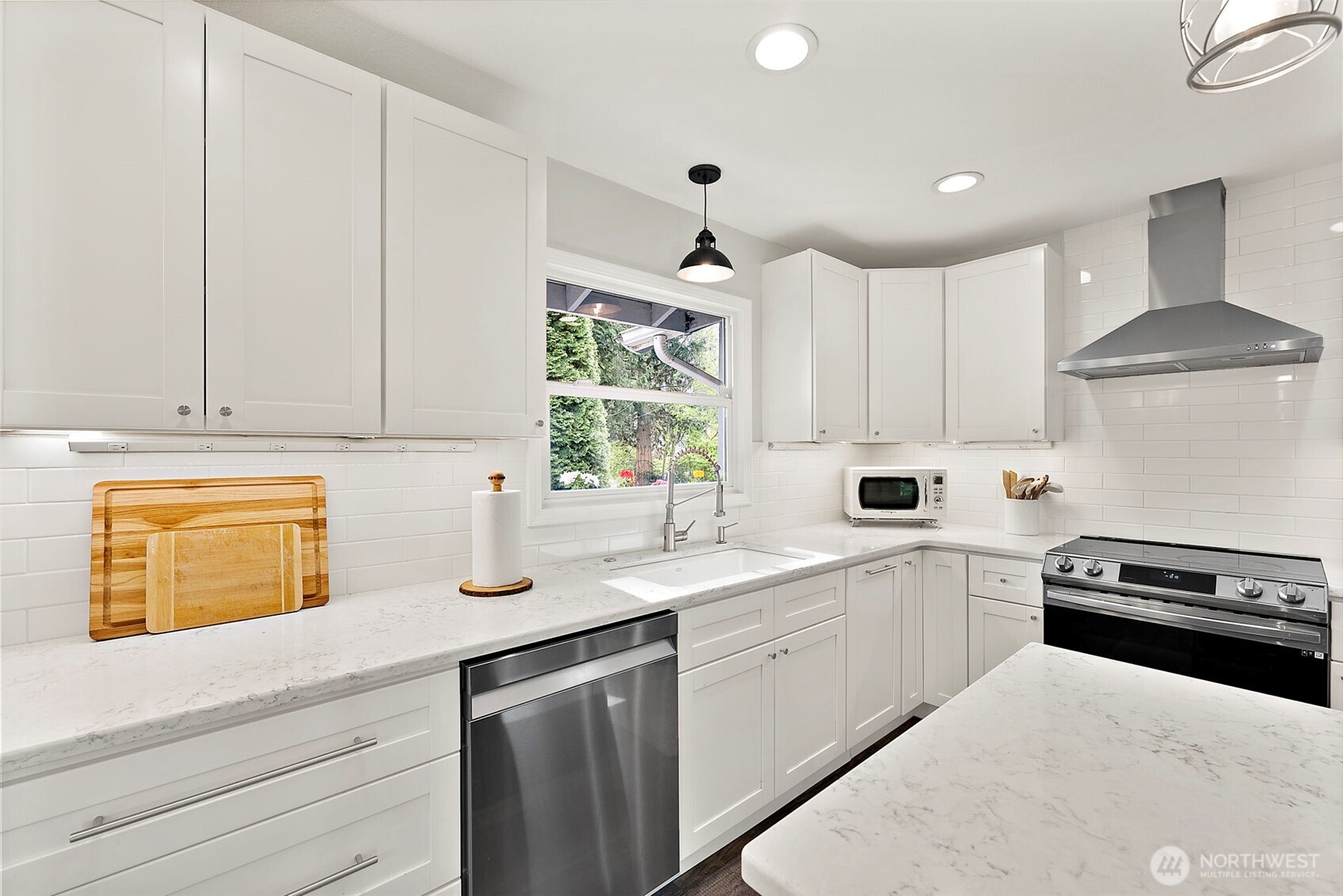 10516 46th Avenue E, Tacoma, WA 98446