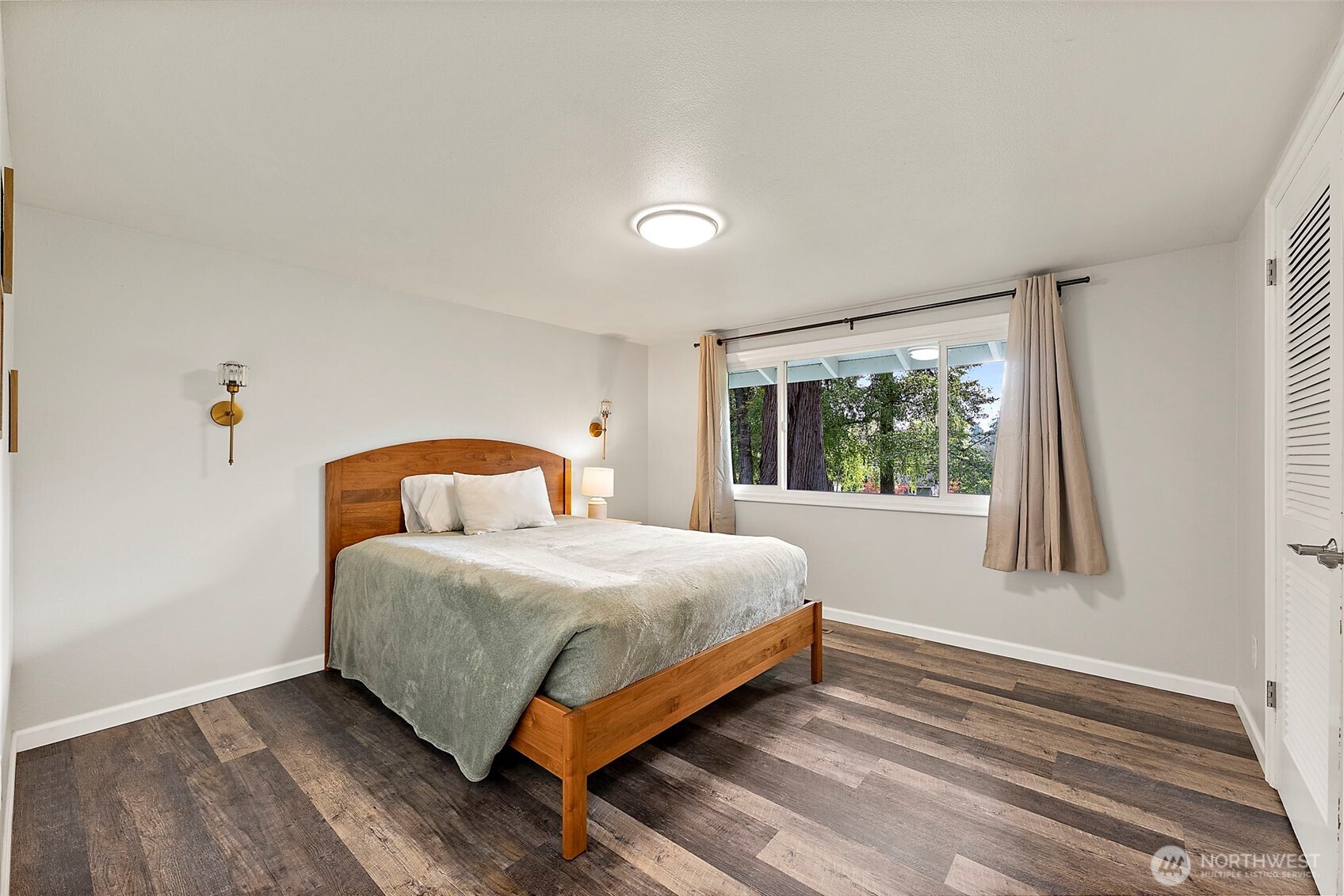 10516 46th Avenue E, Tacoma, WA 98446