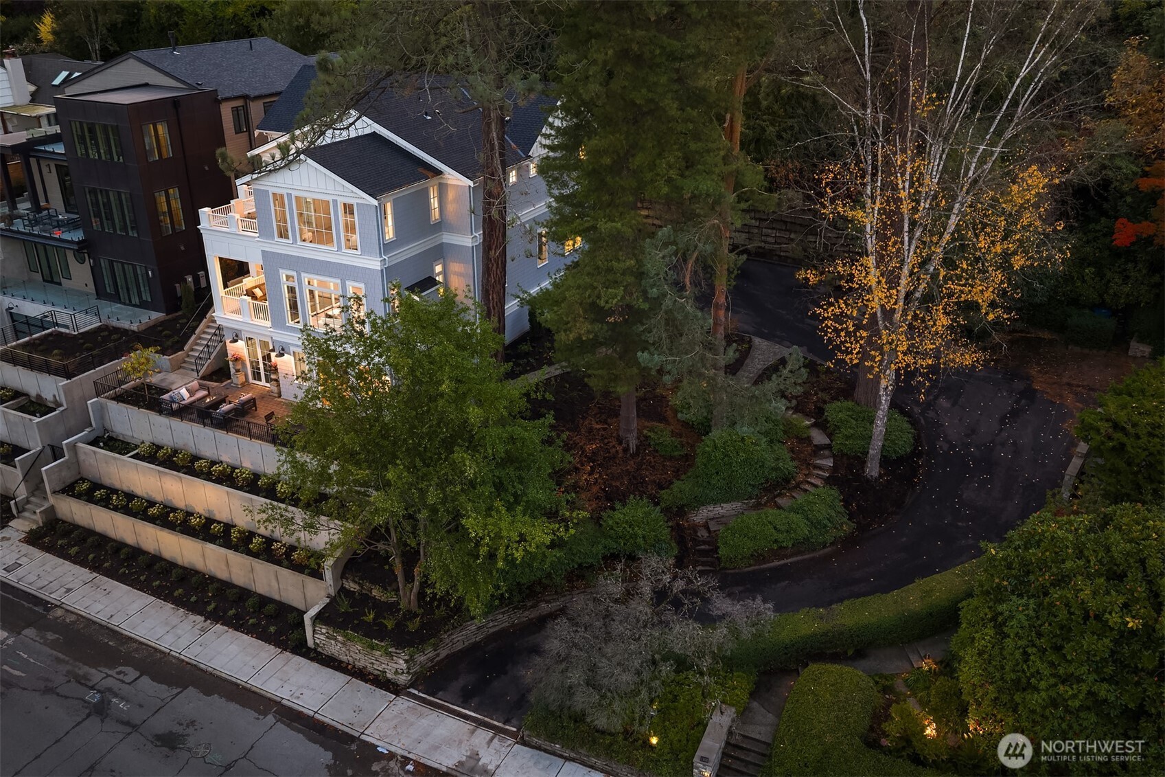 1031 McGilvra Blvd East , Seattle, WA 98112