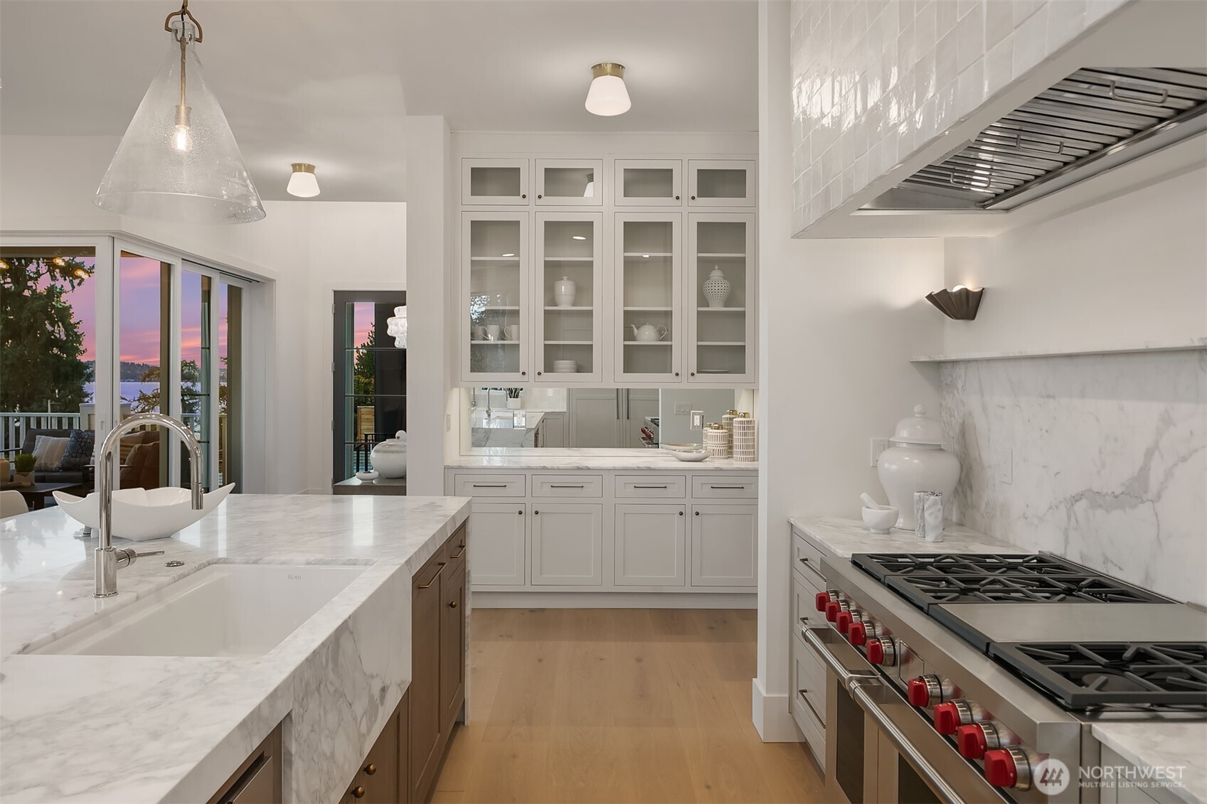 1031 McGilvra Blvd East , Seattle, WA 98112