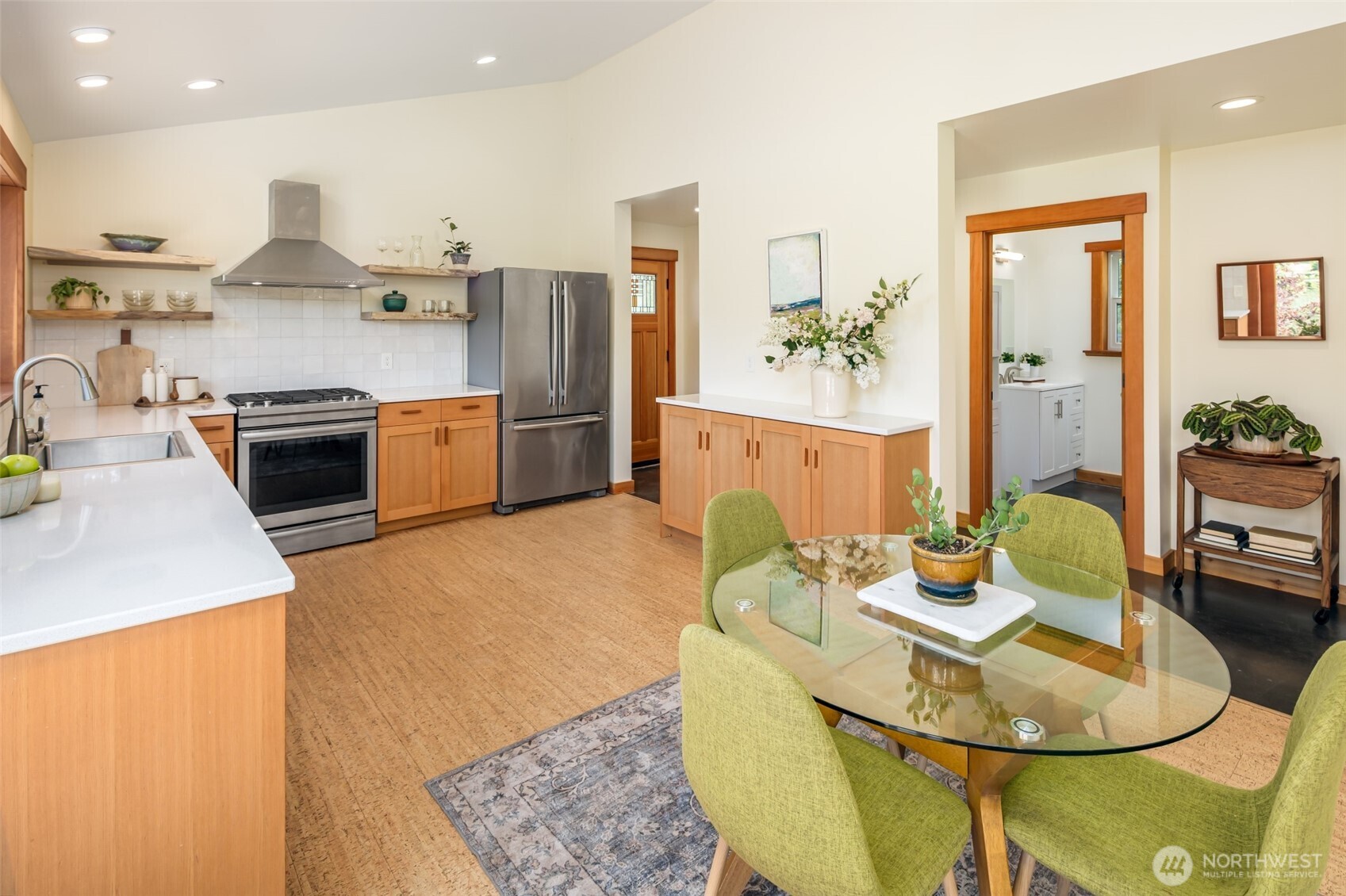 5862 Noon Road , Bellingham, WA 98226
