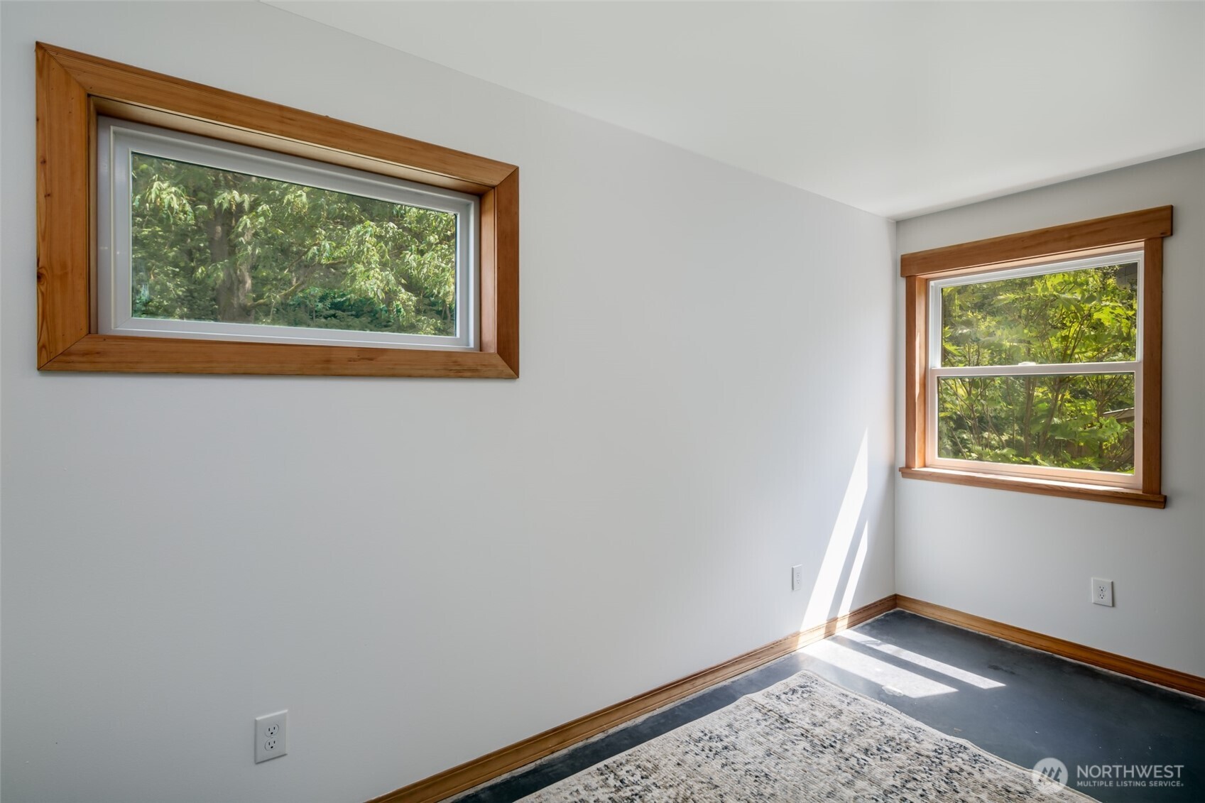 5862 Noon Road , Bellingham, WA 98226
