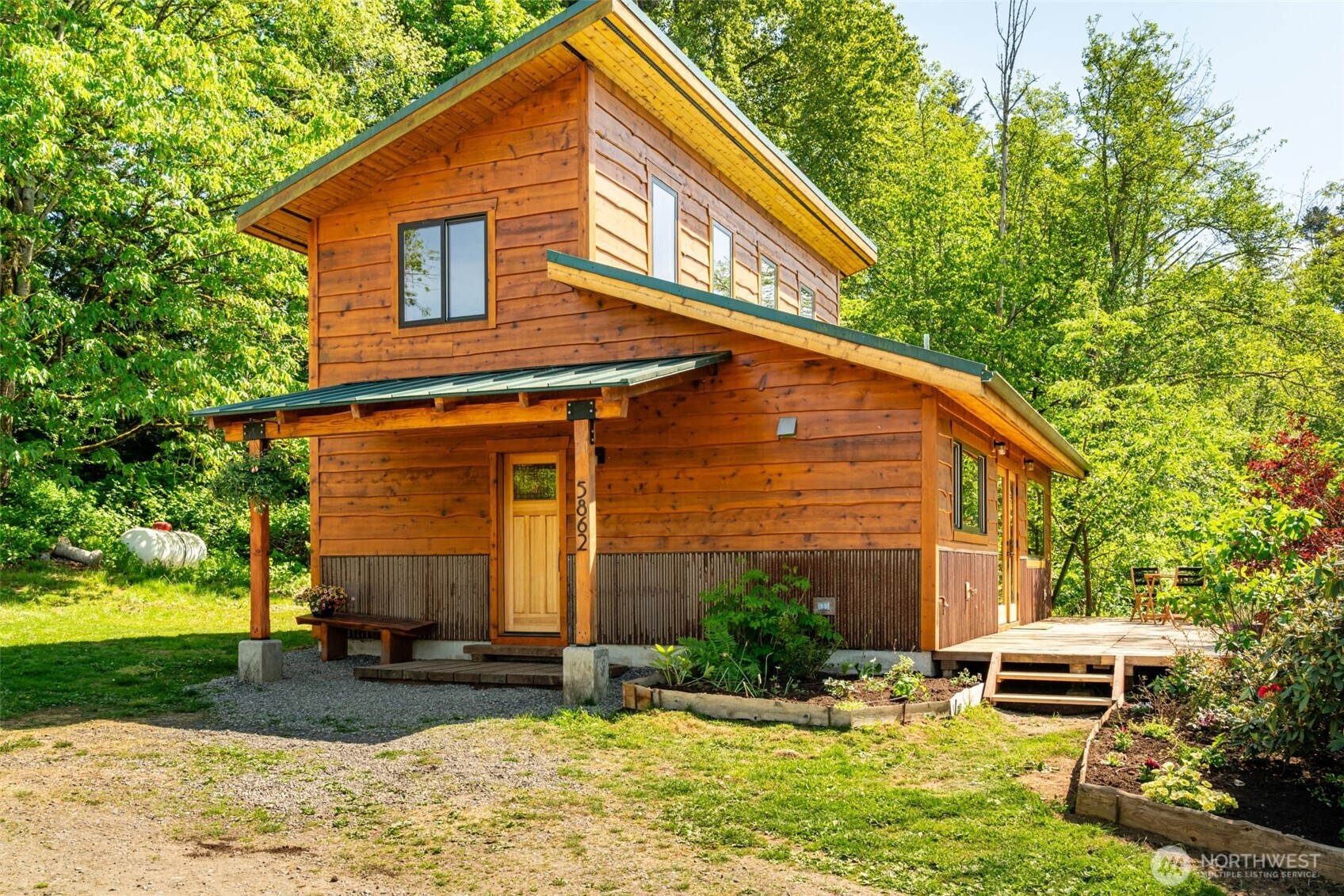 5862 Noon Road , Bellingham, WA 98226