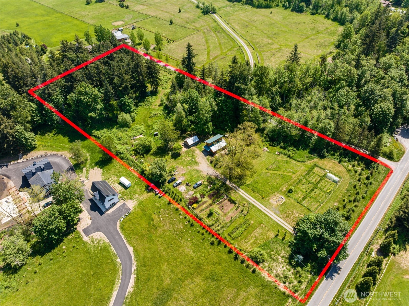 5862 Noon Road , Bellingham, WA 98226