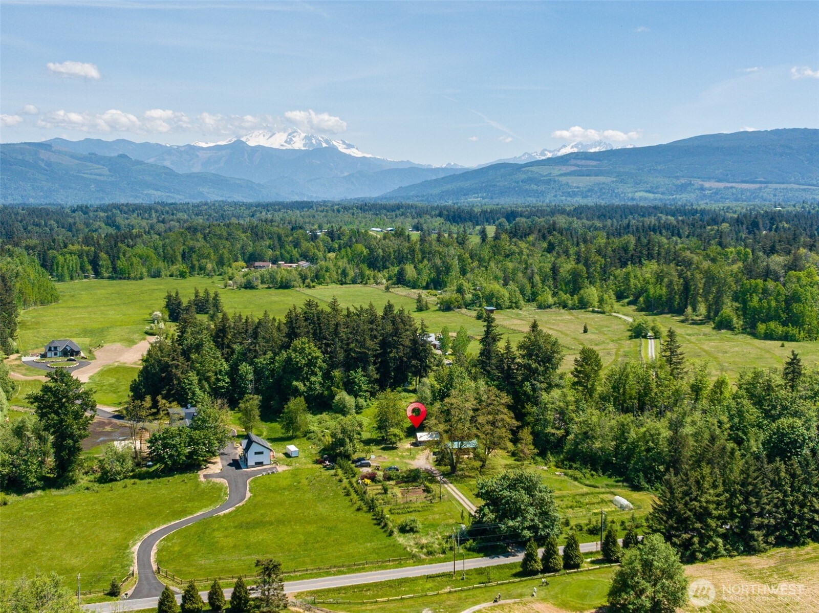 5862 Noon Road , Bellingham, WA 98226