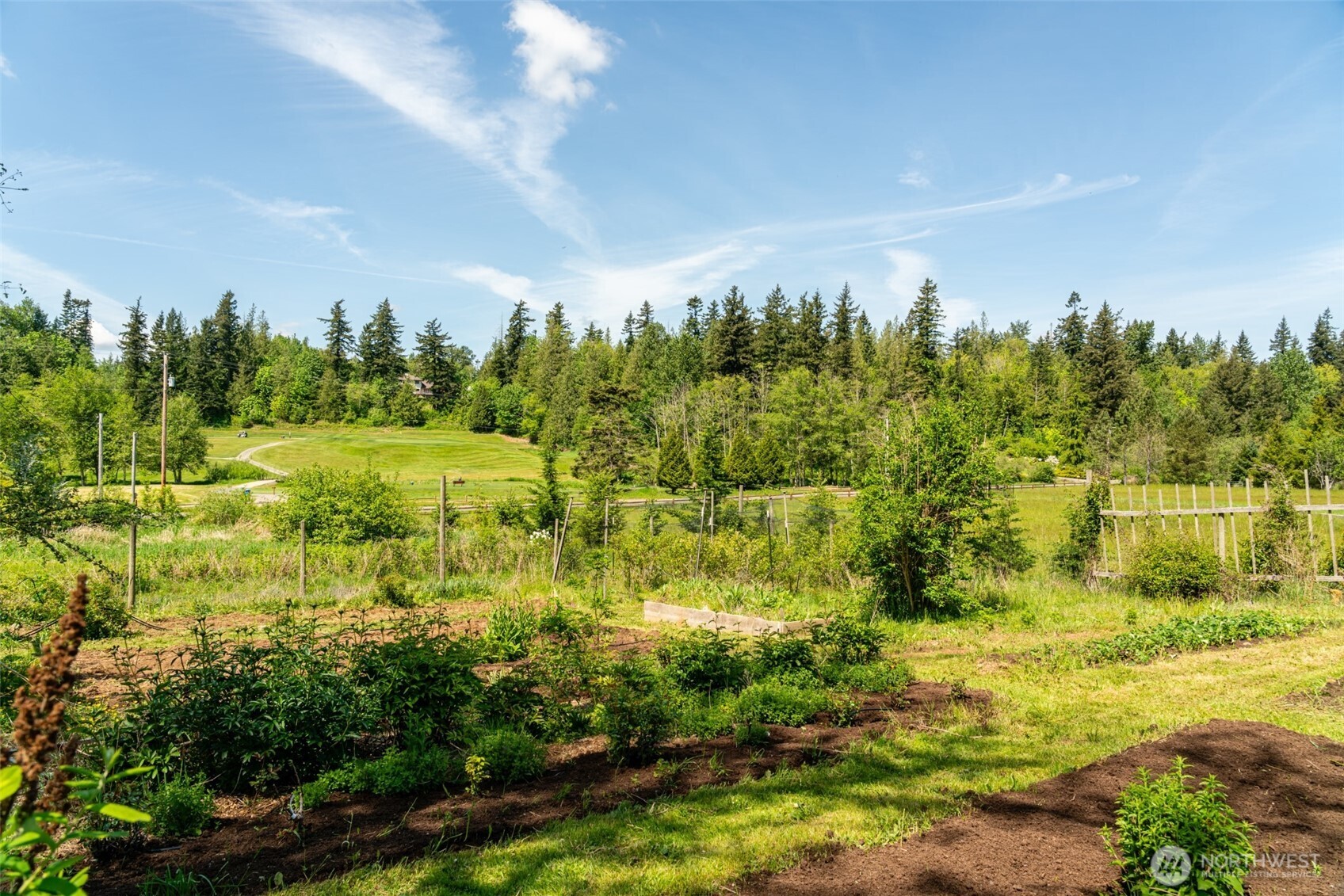 5862 Noon Road , Bellingham, WA 98226