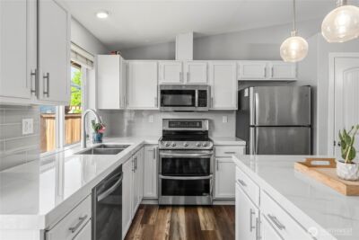 11003 184th Avenue E, Bonney Lake, WA 98391 - Photo 15