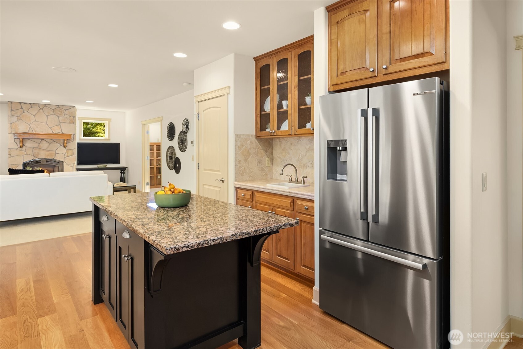 7023 174th Street SW, Edmonds, WA 98026