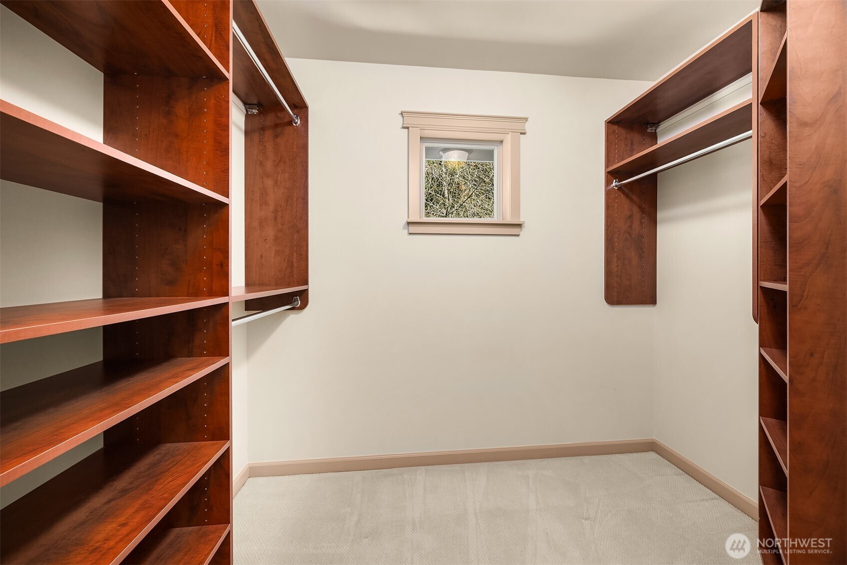 7023 174th Street SW, Edmonds, WA 98026