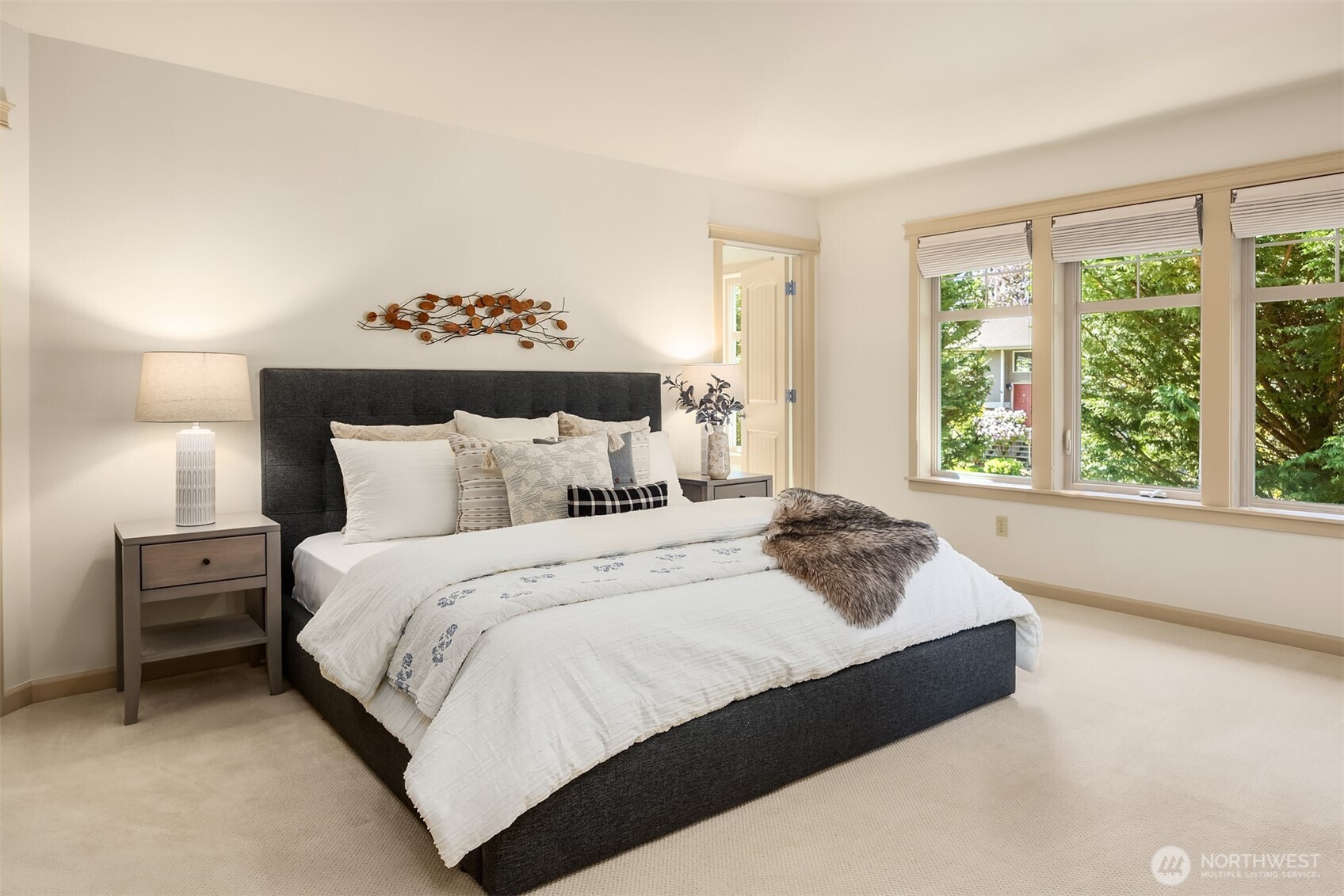 7023 174th Street SW, Edmonds, WA 98026