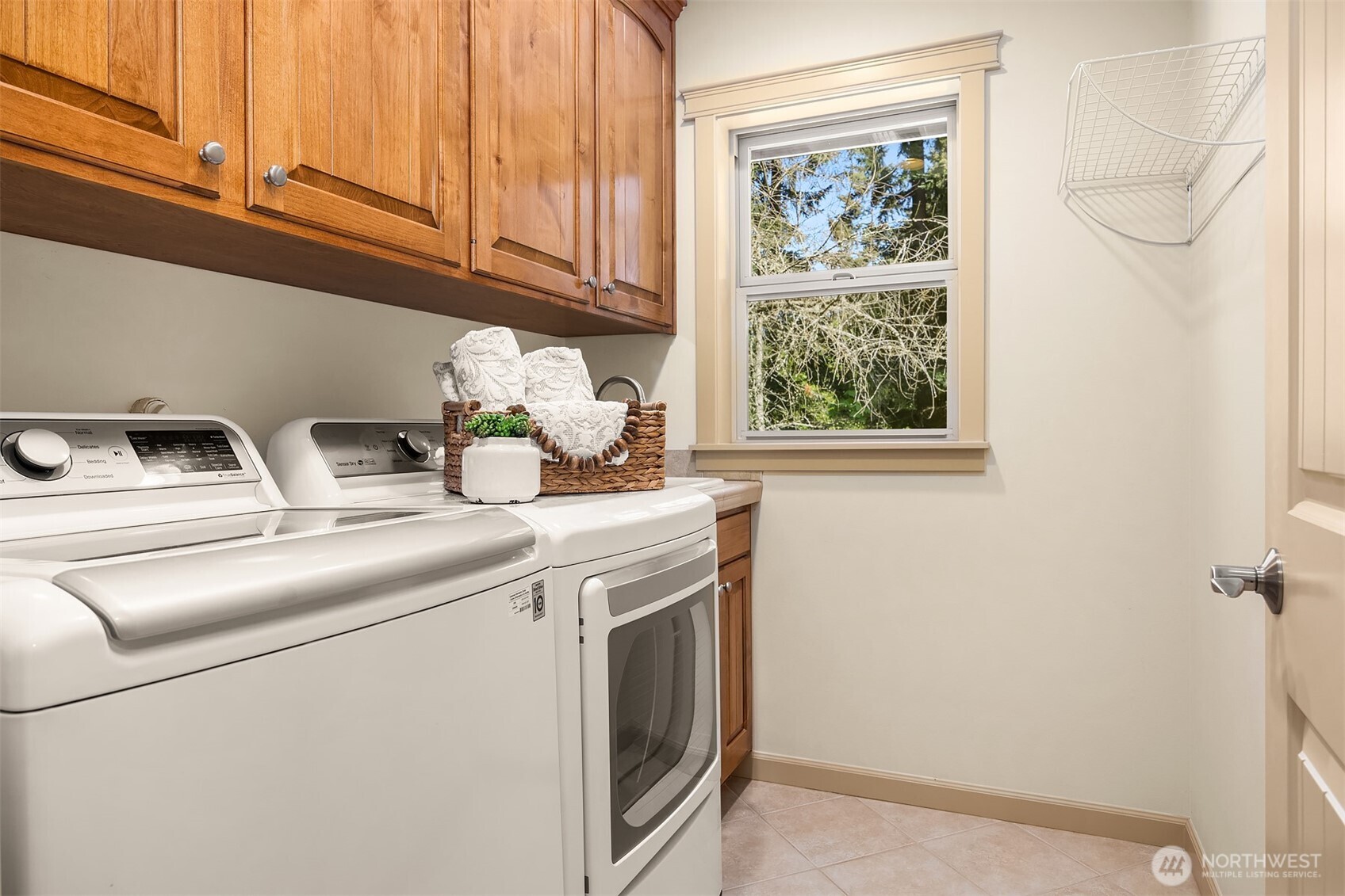 7023 174th Street SW, Edmonds, WA 98026