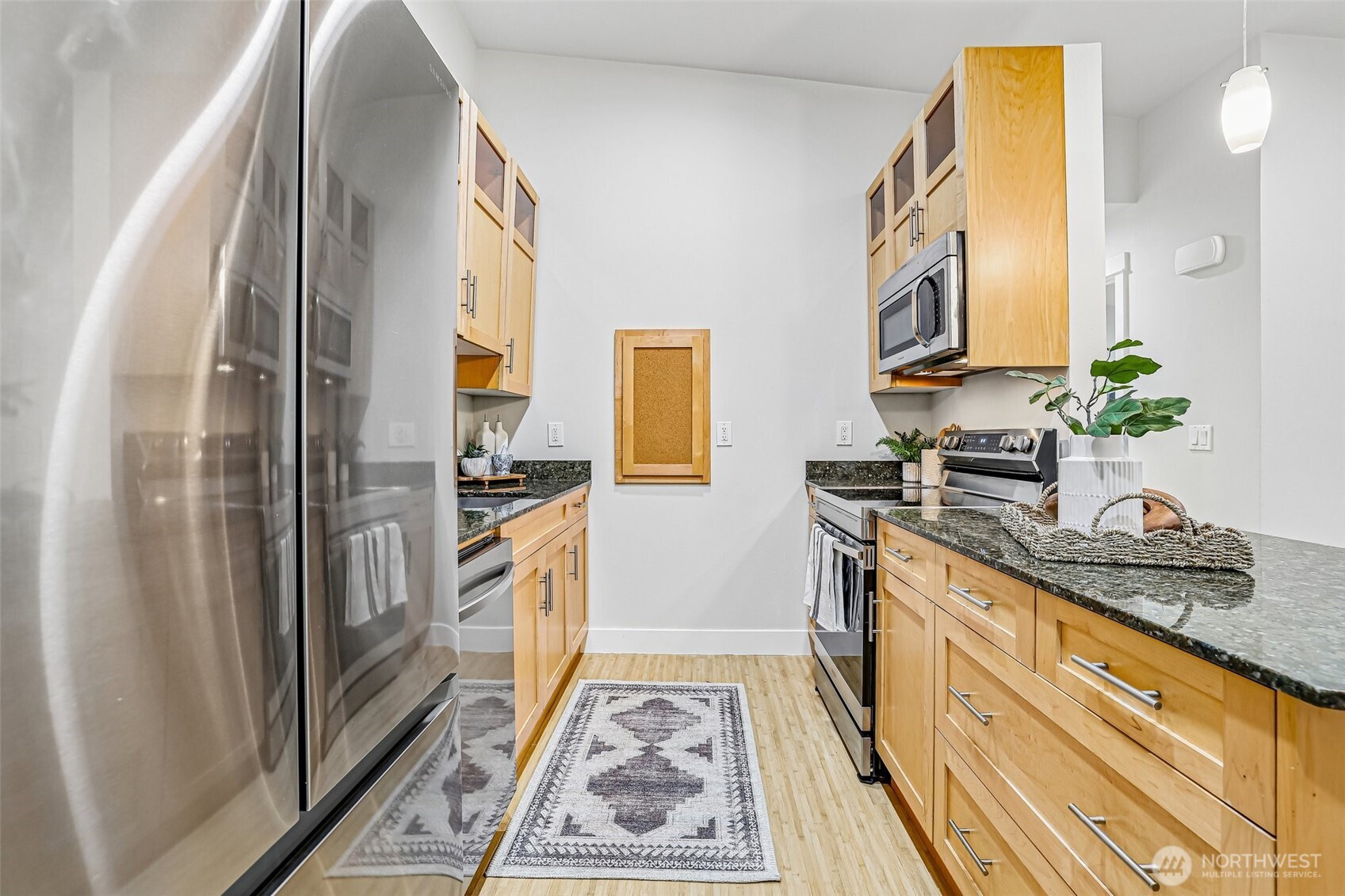 21305 48th Avenue W #B205, Mountlake Terrace, WA 98043