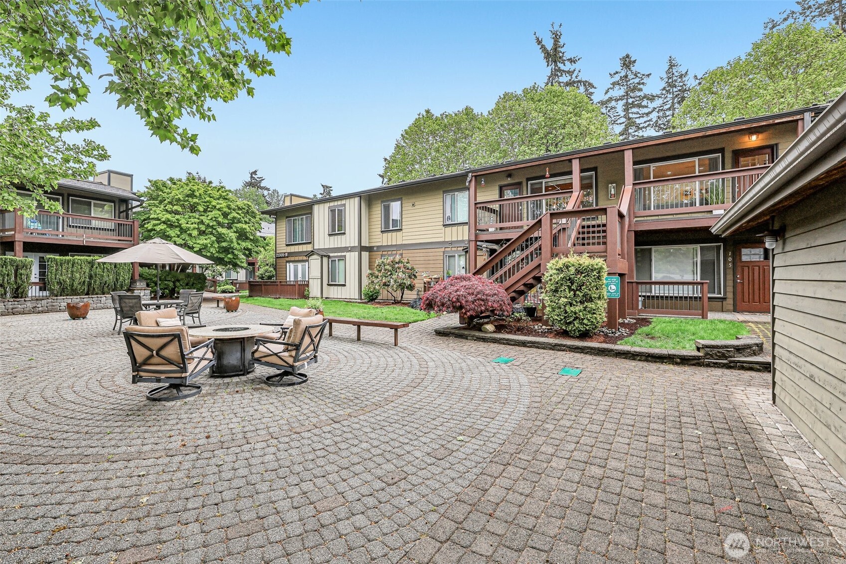 21305 48th Avenue W #B205, Mountlake Terrace, WA 98043