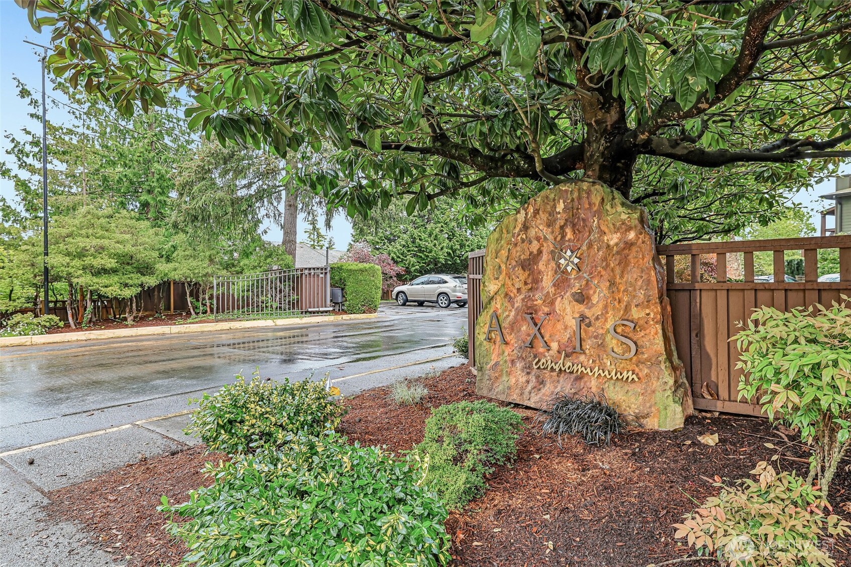 21305 48th Avenue W #B205, Mountlake Terrace, WA 98043