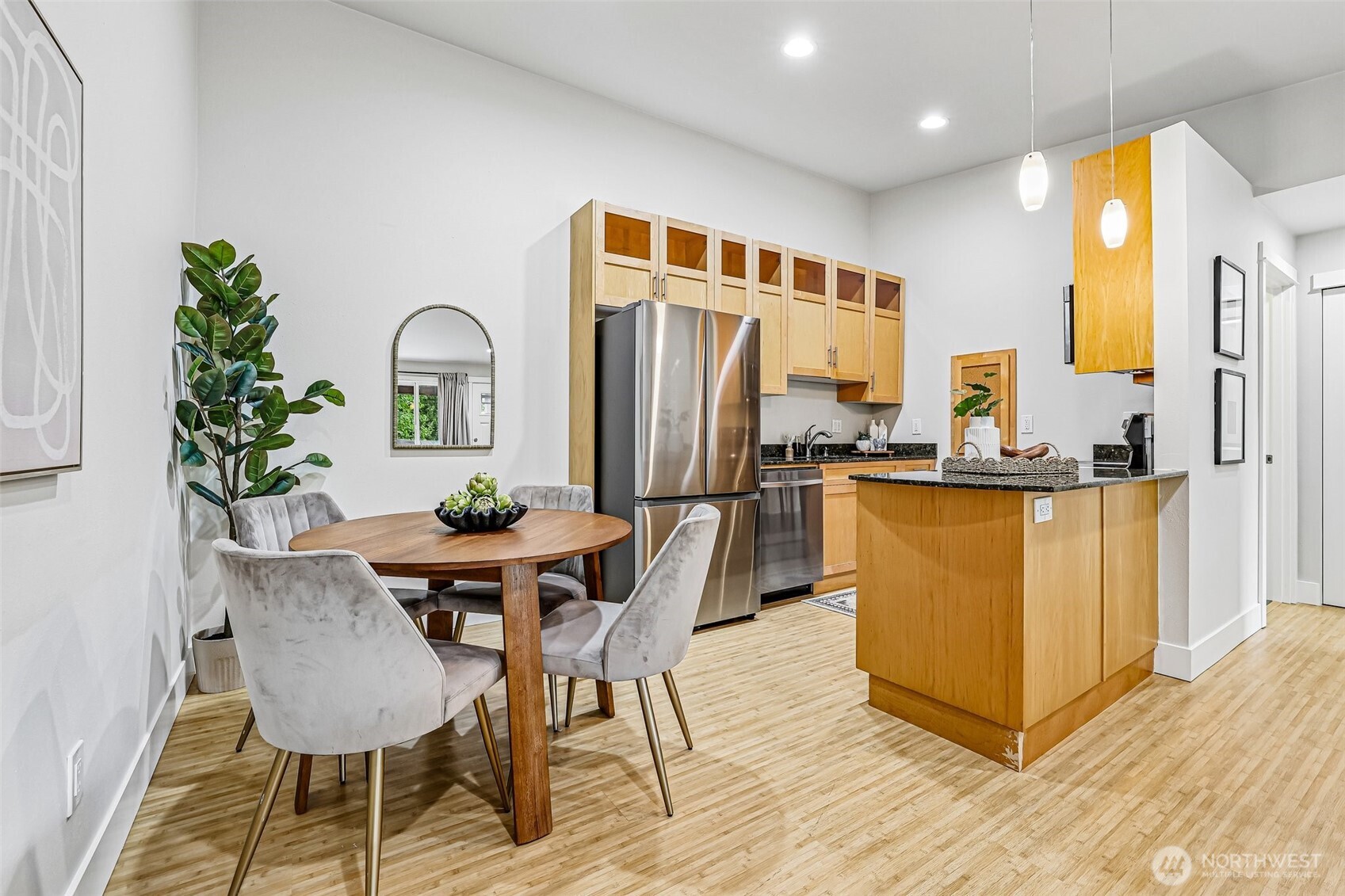 21305 48th Avenue W #B205, Mountlake Terrace, WA 98043