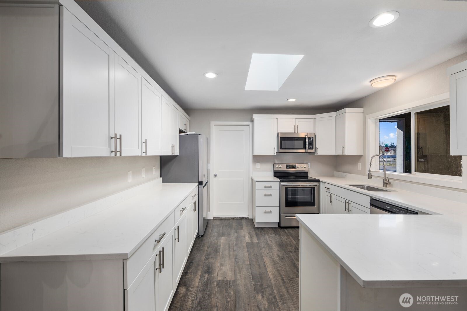 1220 25th Street SE, Auburn, WA 98002