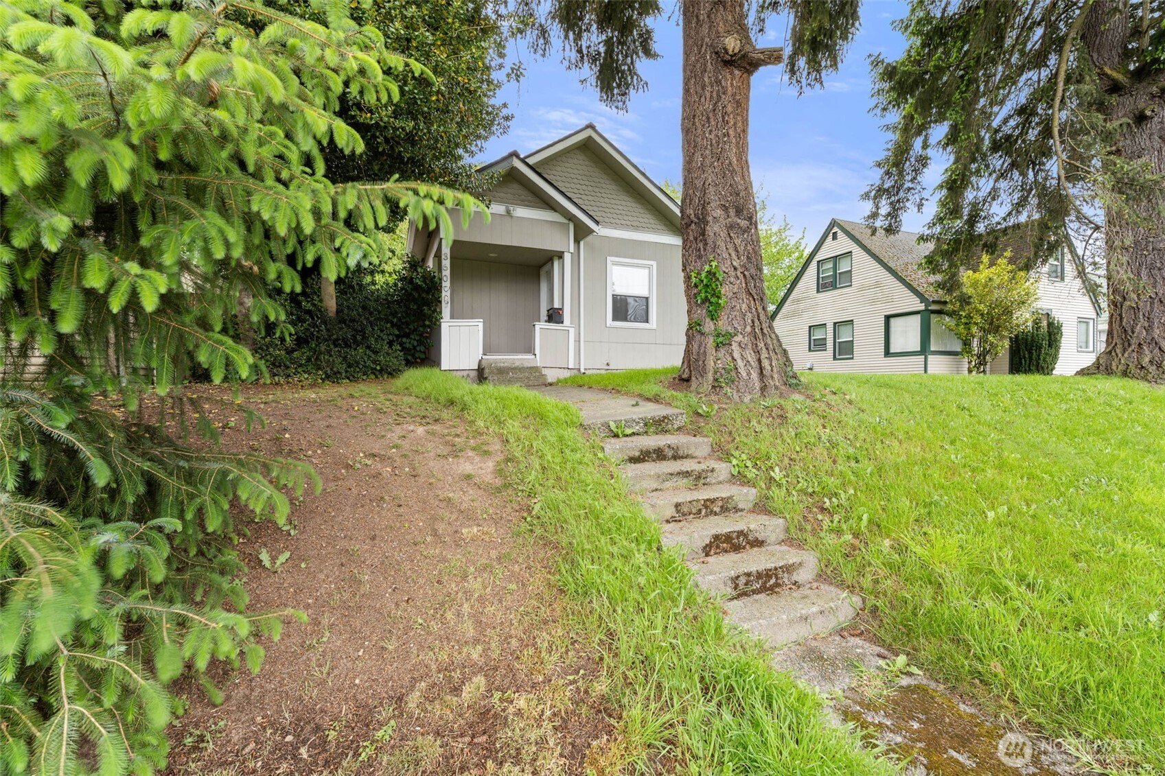 3605 S Cushman Avenue , Tacoma, WA 98418