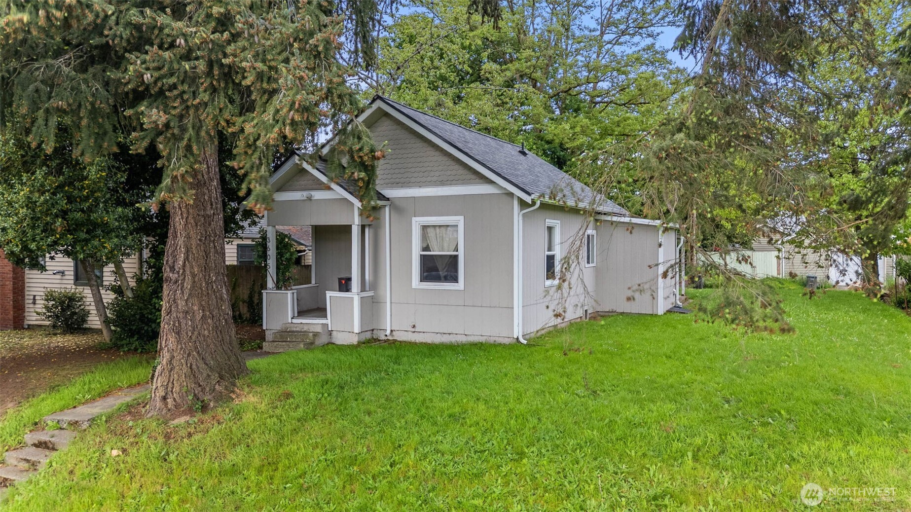3605 S Cushman Avenue , Tacoma, WA 98418
