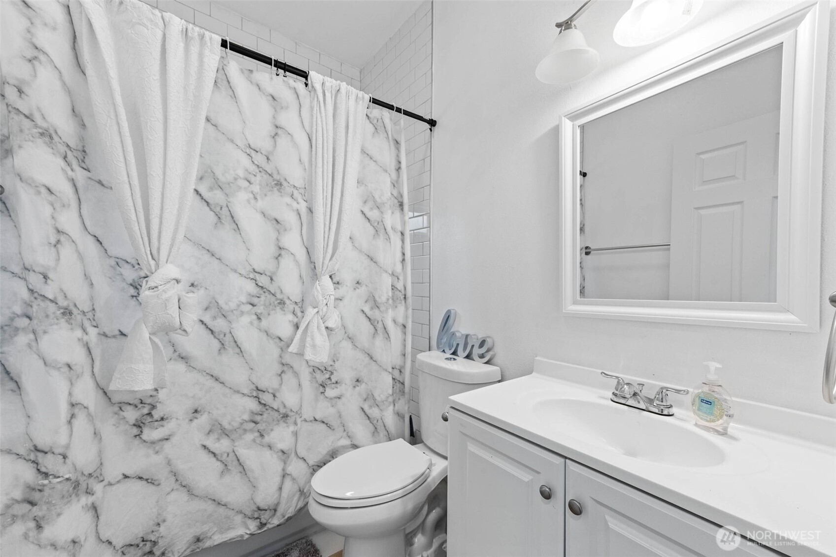 3605 S Cushman Avenue , Tacoma, WA 98418