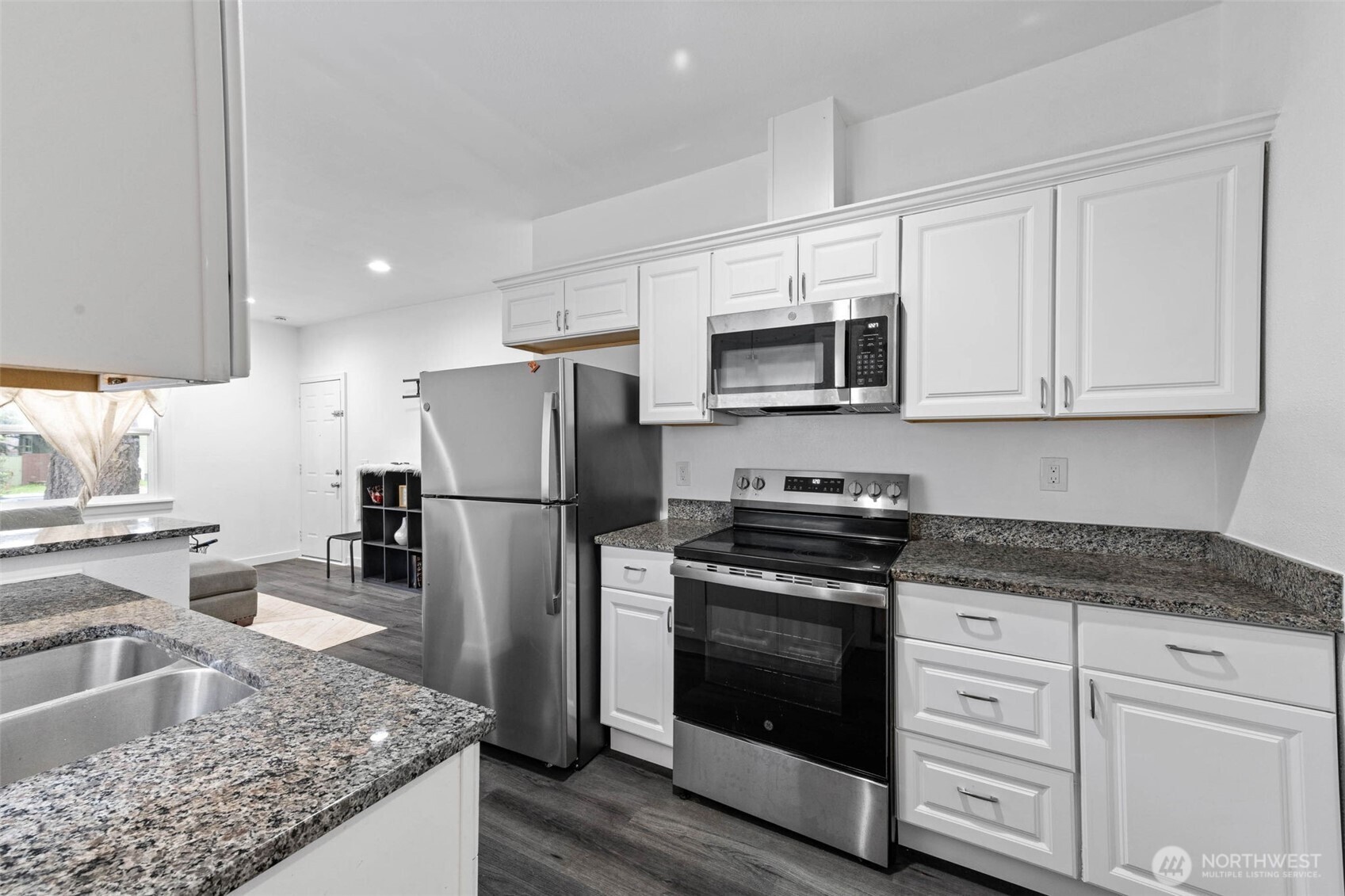 3605 S Cushman Avenue , Tacoma, WA 98418