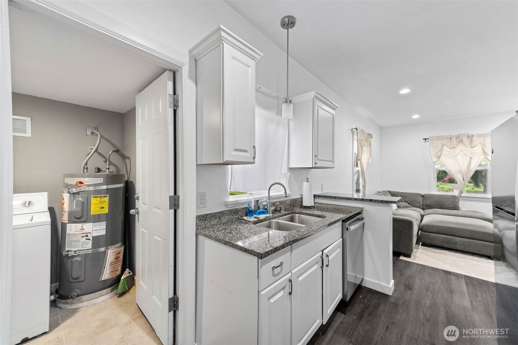 3605 S Cushman Avenue , Tacoma, WA 98418