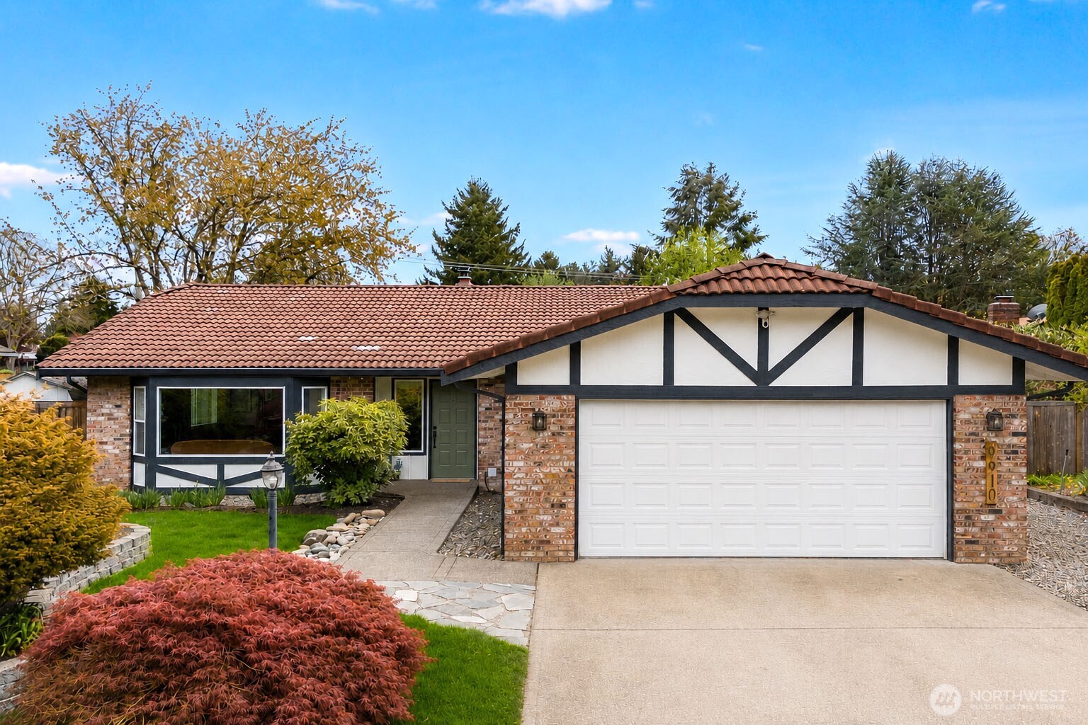 9910 Zircon Drive SW, Lakewood, WA 98498-3420