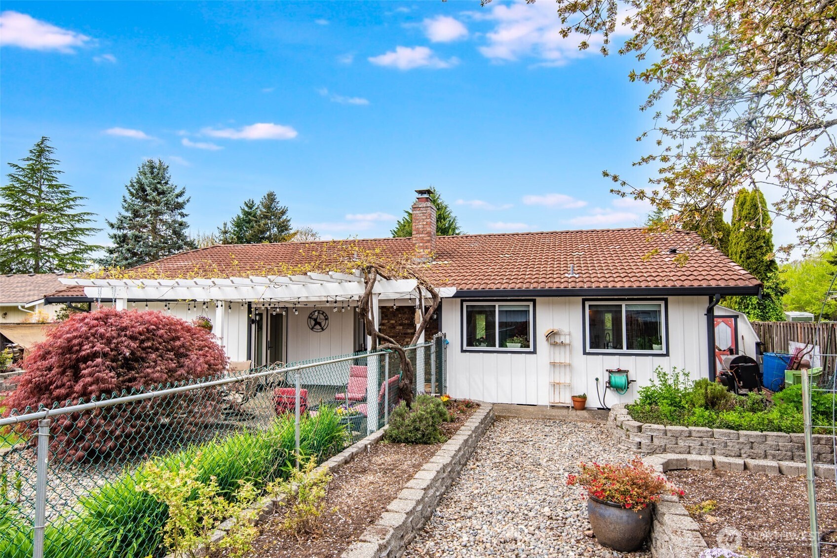 9910 Zircon Drive SW, Lakewood, WA 98498-3420