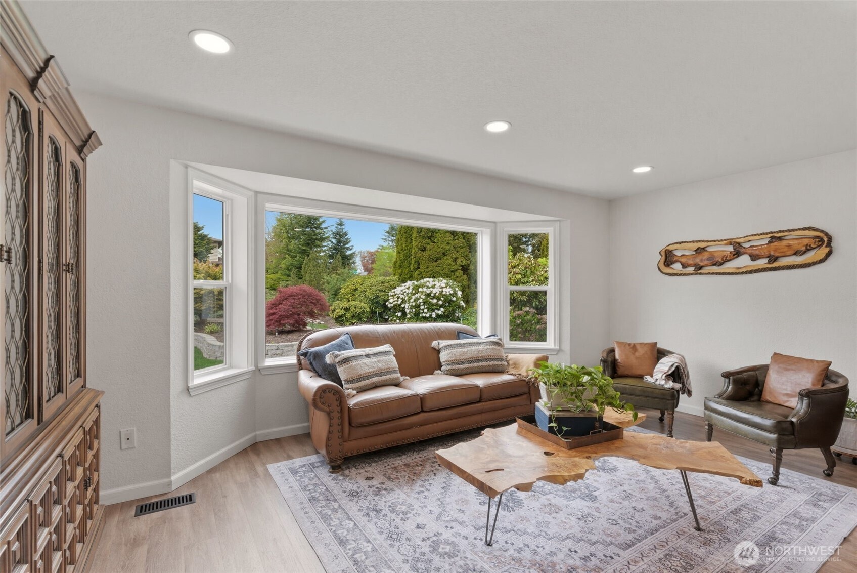 9910 Zircon Drive SW, Lakewood, WA 98498-3420