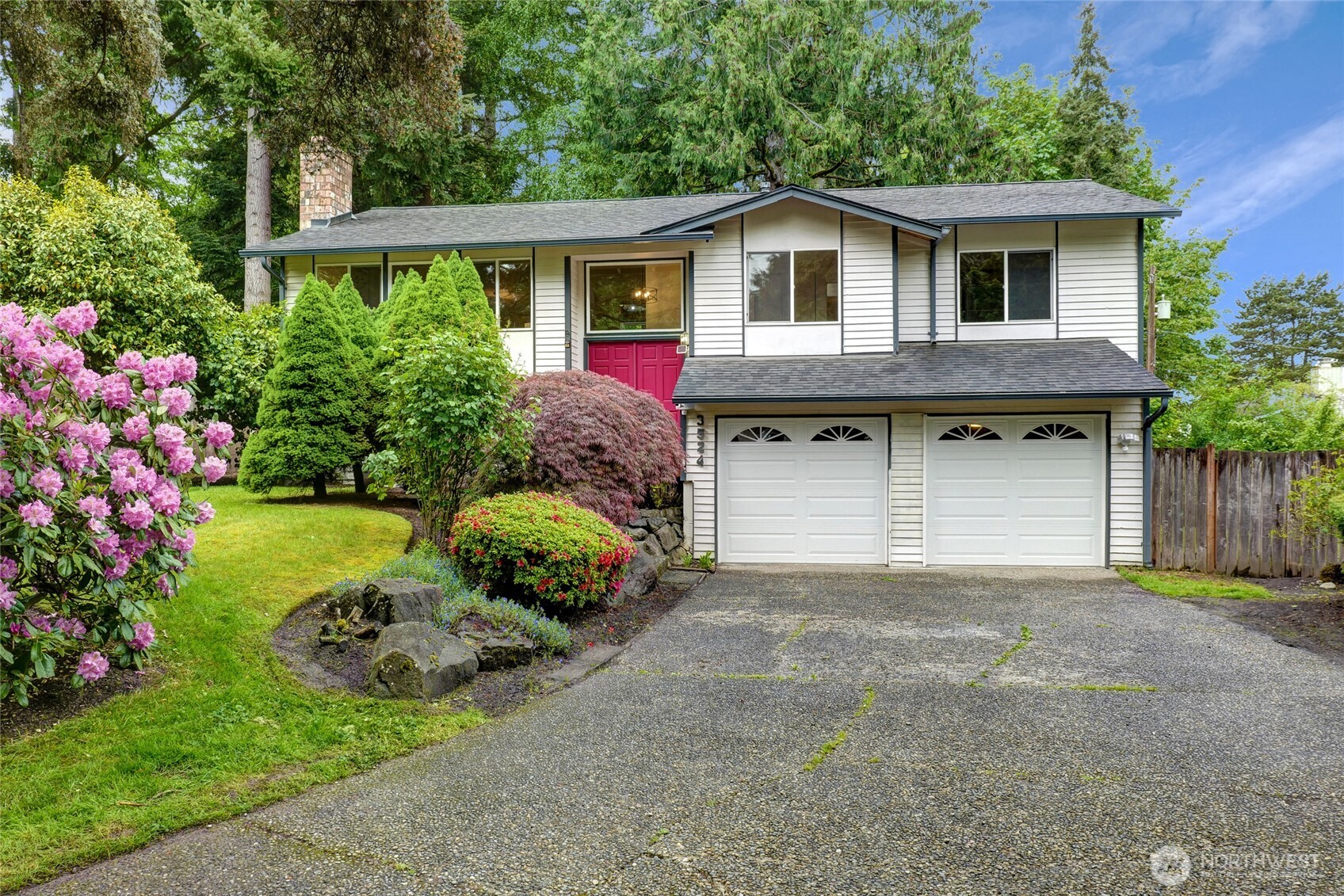 3524 170th Avenue NE, Bellevue, WA 98008