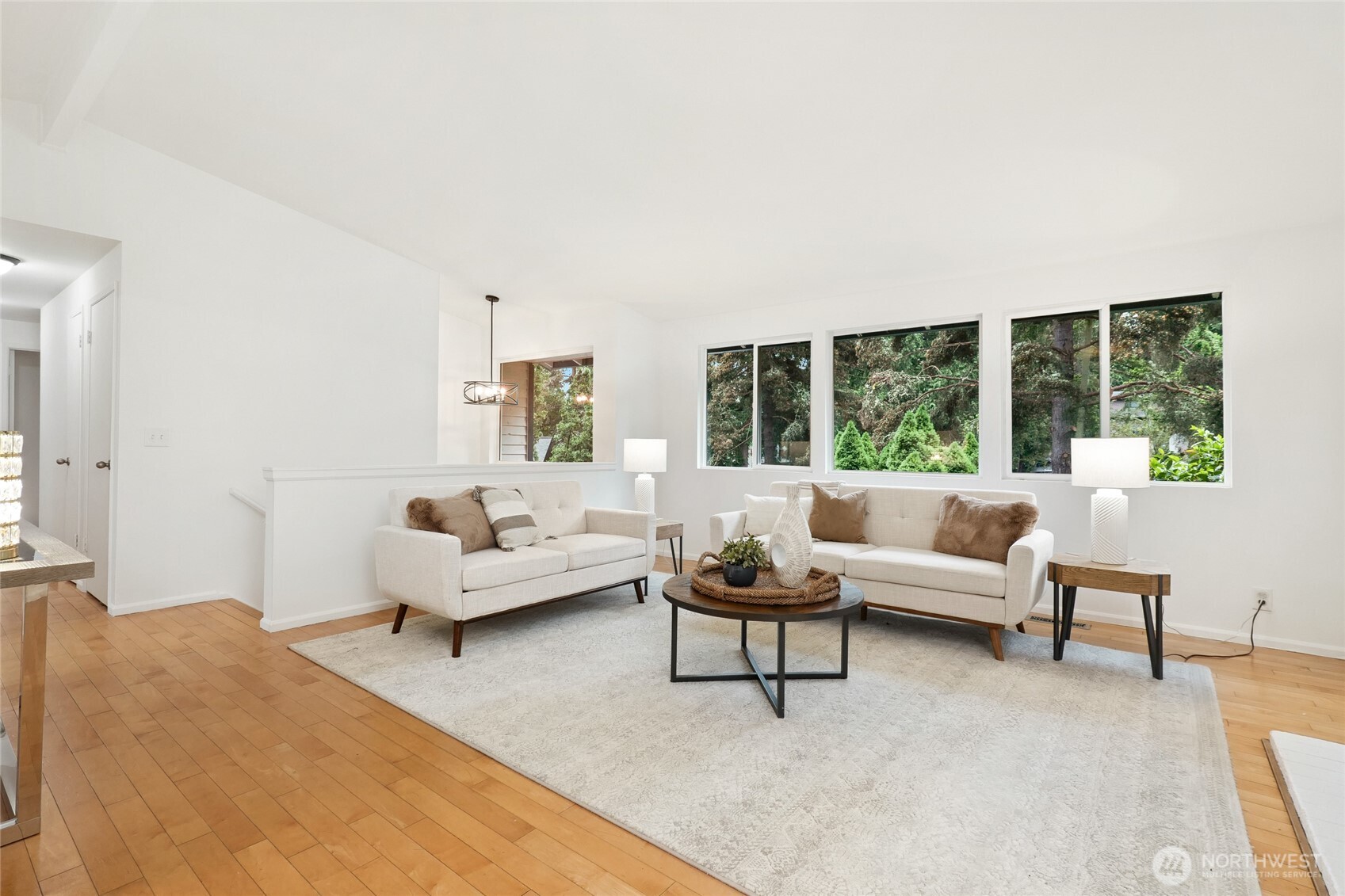 3524 170th Avenue NE, Bellevue, WA 98008