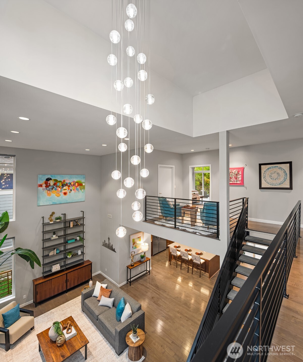8221 21st Avenue NE, Seattle, WA 98115