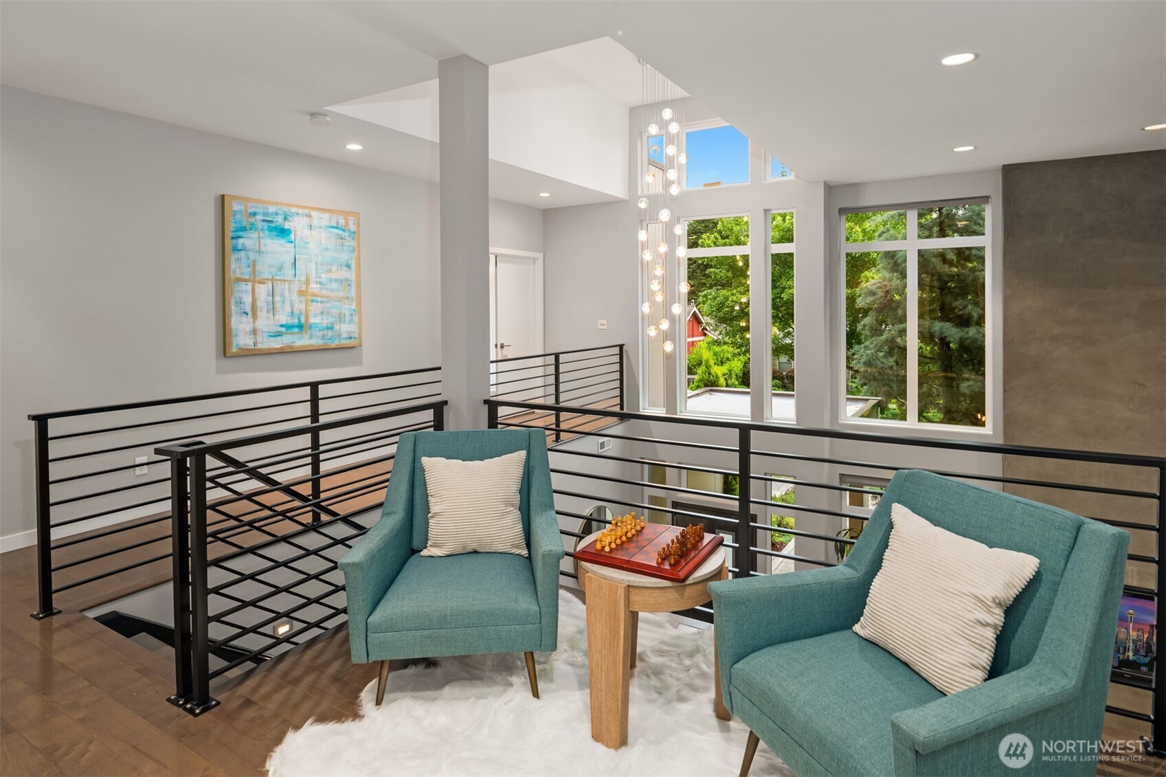 8221 21st Avenue NE, Seattle, WA 98115