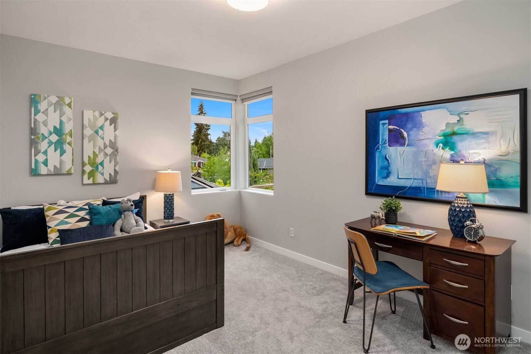 8221 21st Avenue NE, Seattle, WA 98115