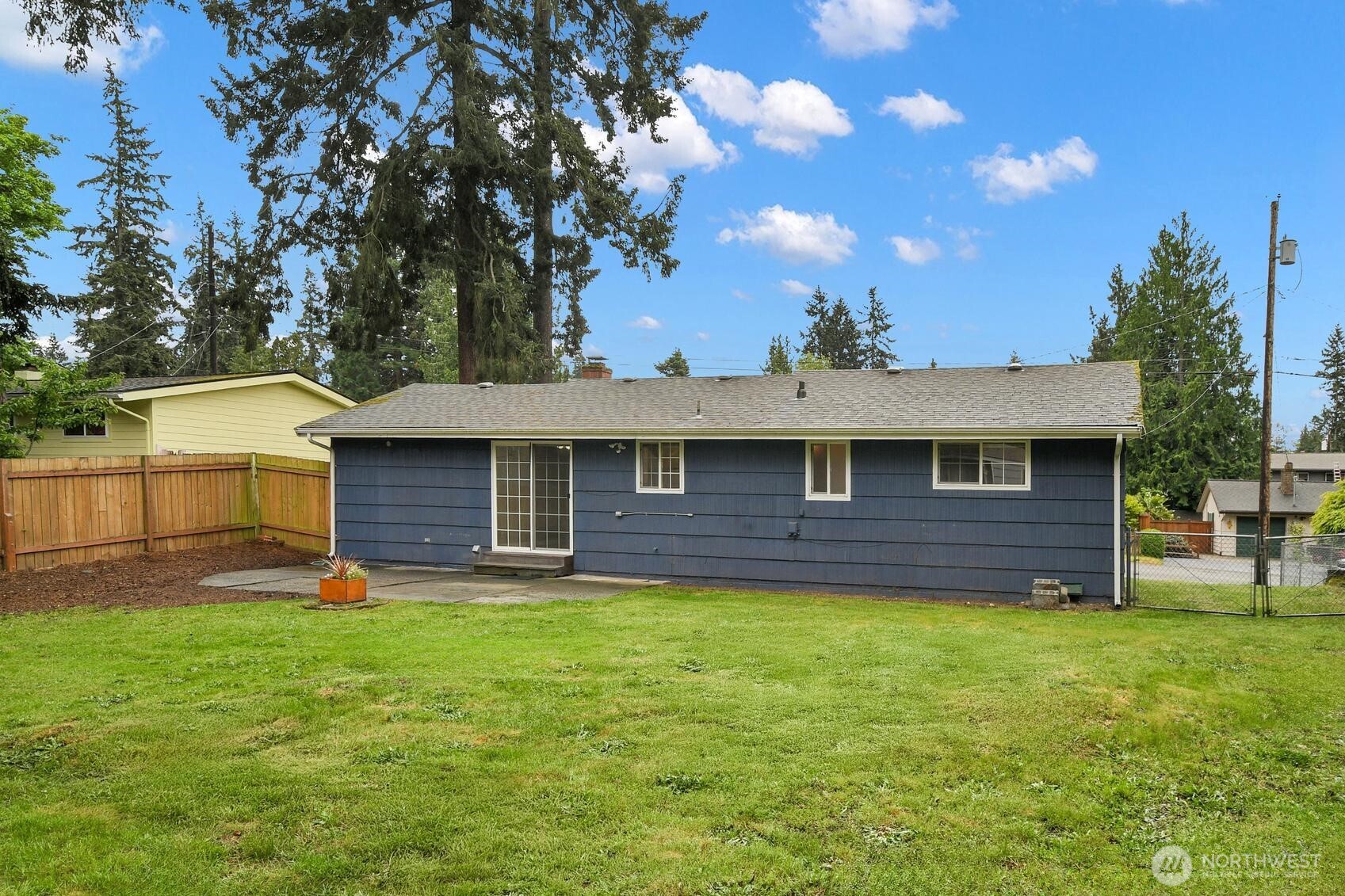 5907 177th Street SW, Lynnwood, WA 98037