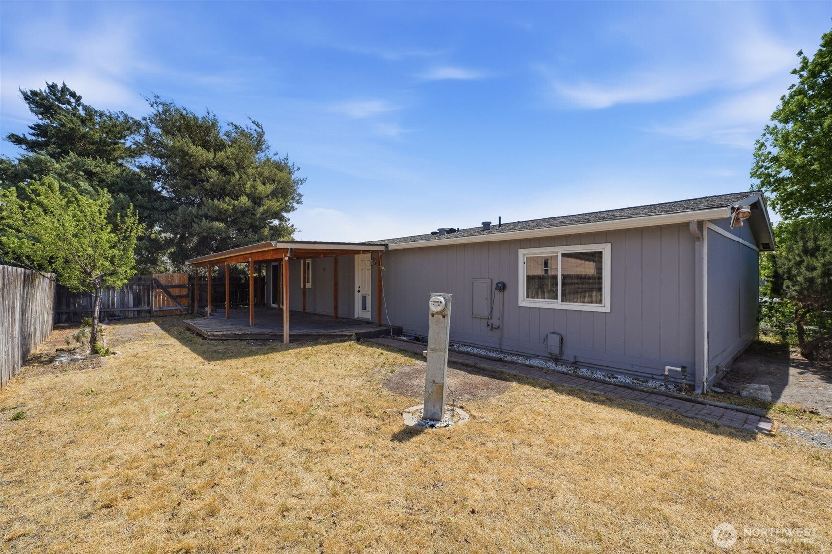 604 N Elm Street , Pasco, WA 99301