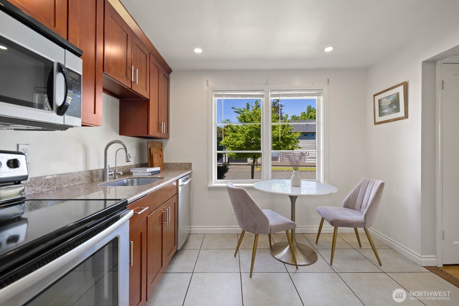 7904 39th Avenue SW, Seattle, WA 98136