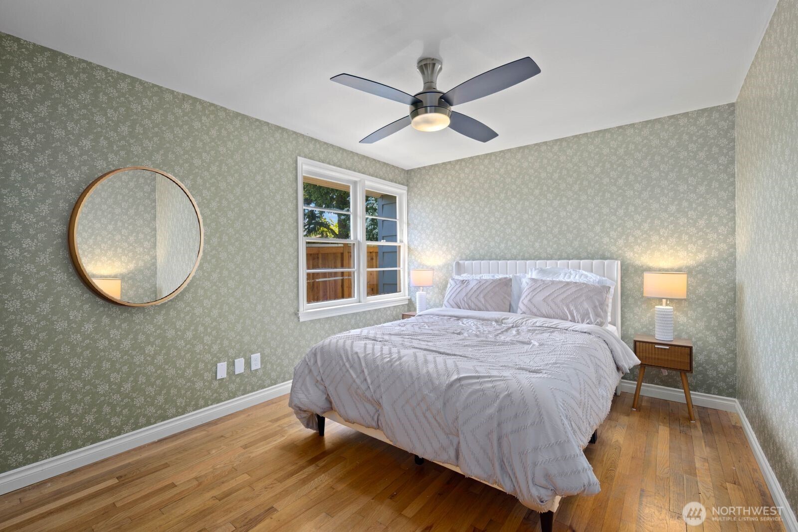 7904 39th Avenue SW, Seattle, WA 98136
