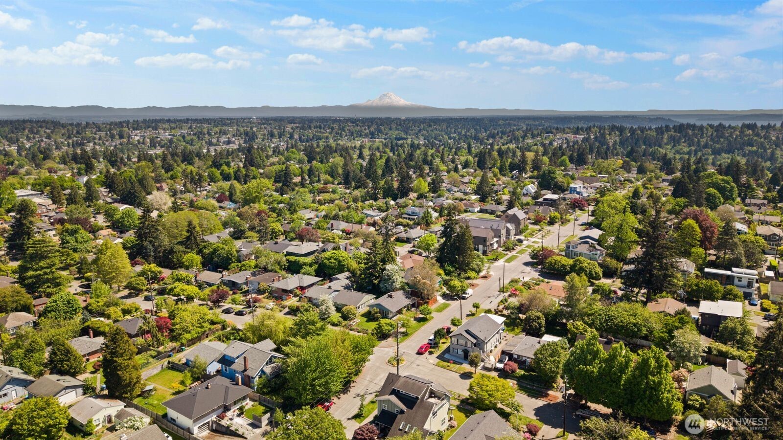 7904 39th Avenue SW, Seattle, WA 98136