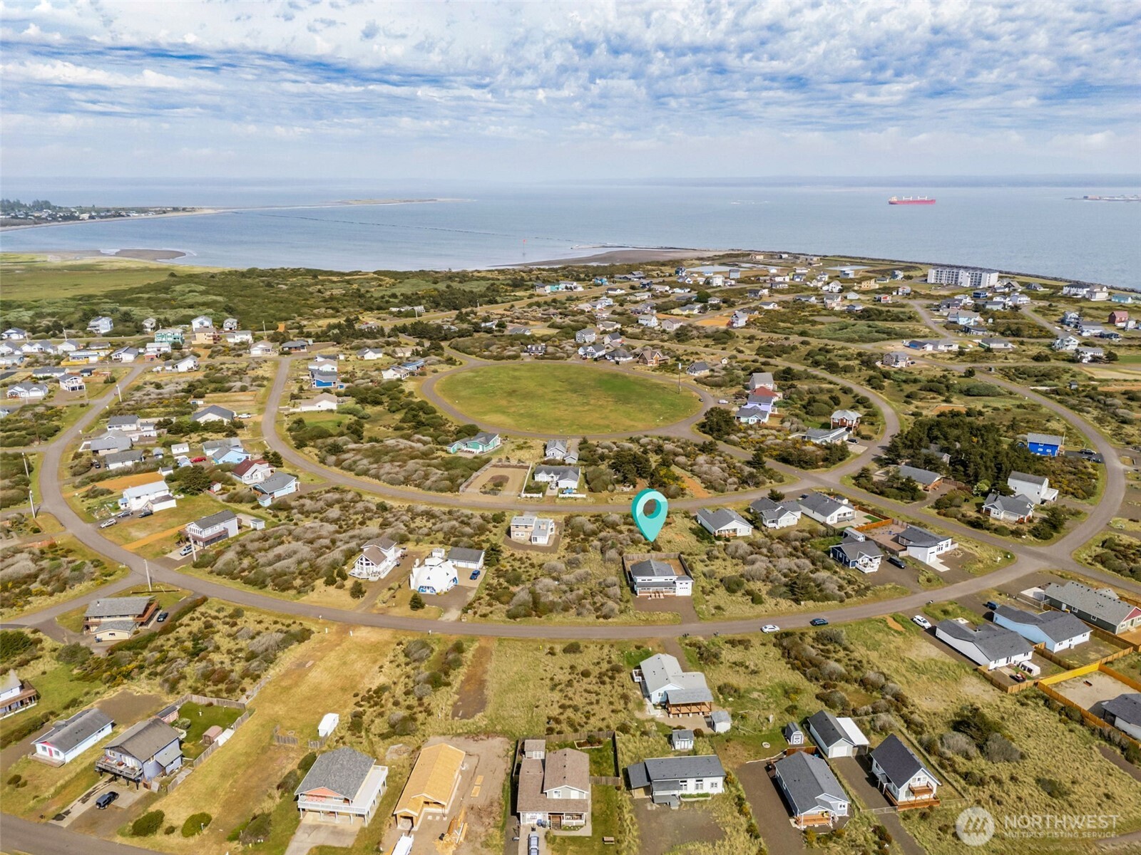 447 N Portal Loop SW, Ocean Shores, WA 98569