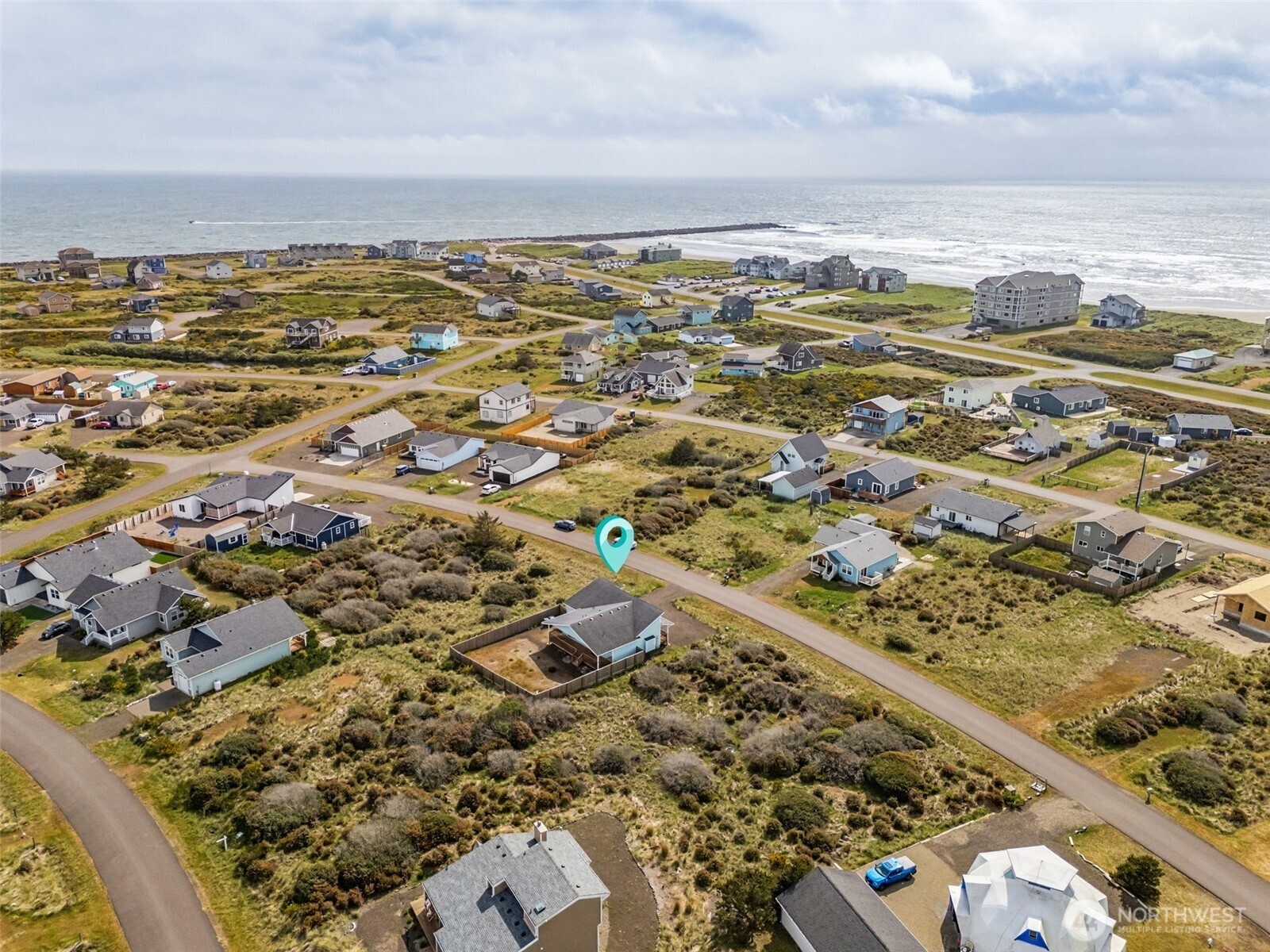 447 N Portal Loop SW, Ocean Shores, WA 98569