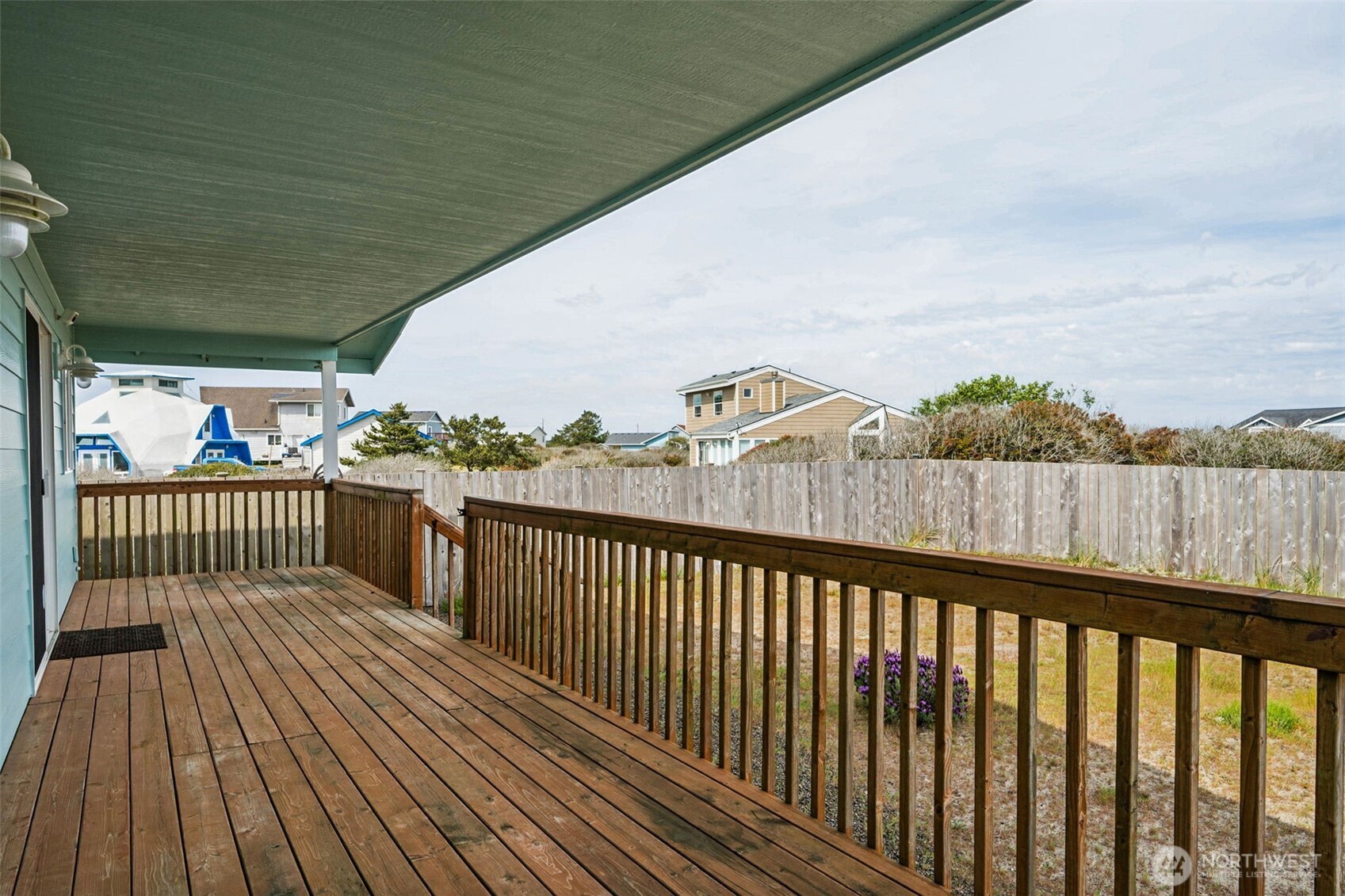 447 N Portal Loop SW, Ocean Shores, WA 98569