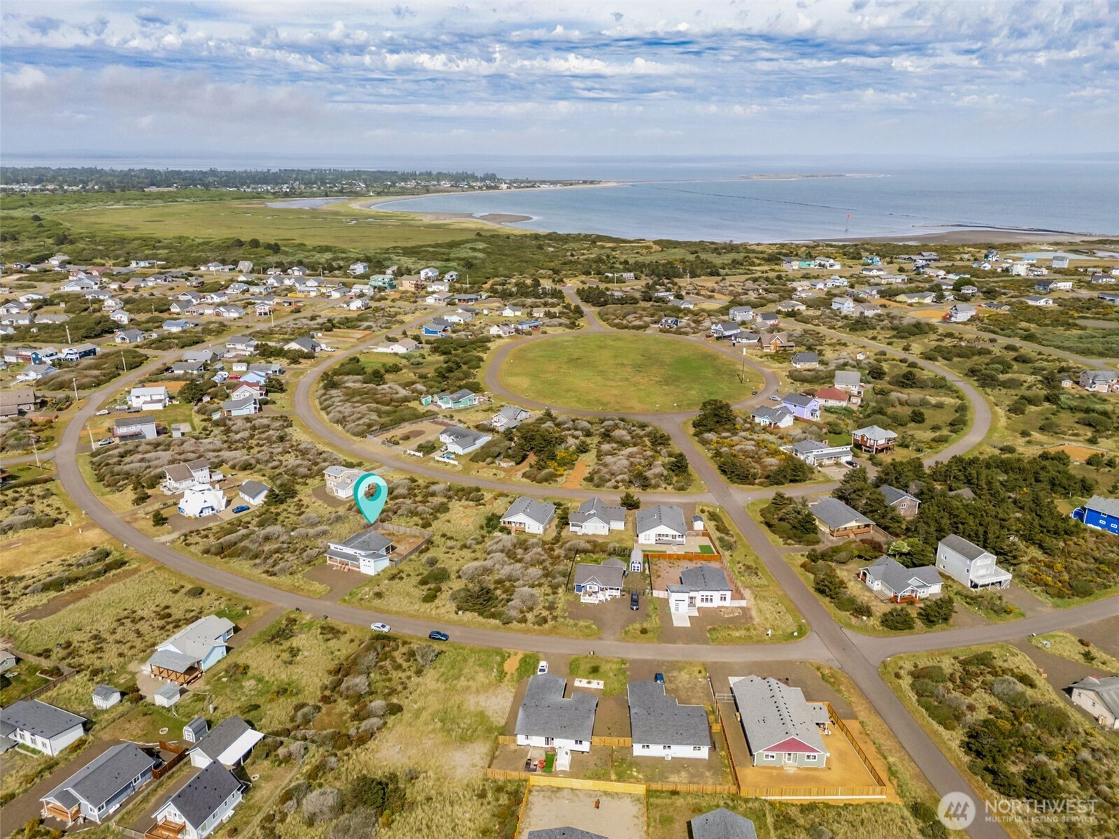 447 N Portal Loop SW, Ocean Shores, WA 98569