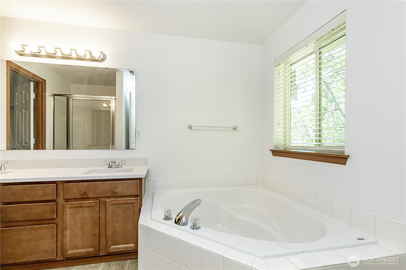 115 60th Street SE, Auburn, WA 98092