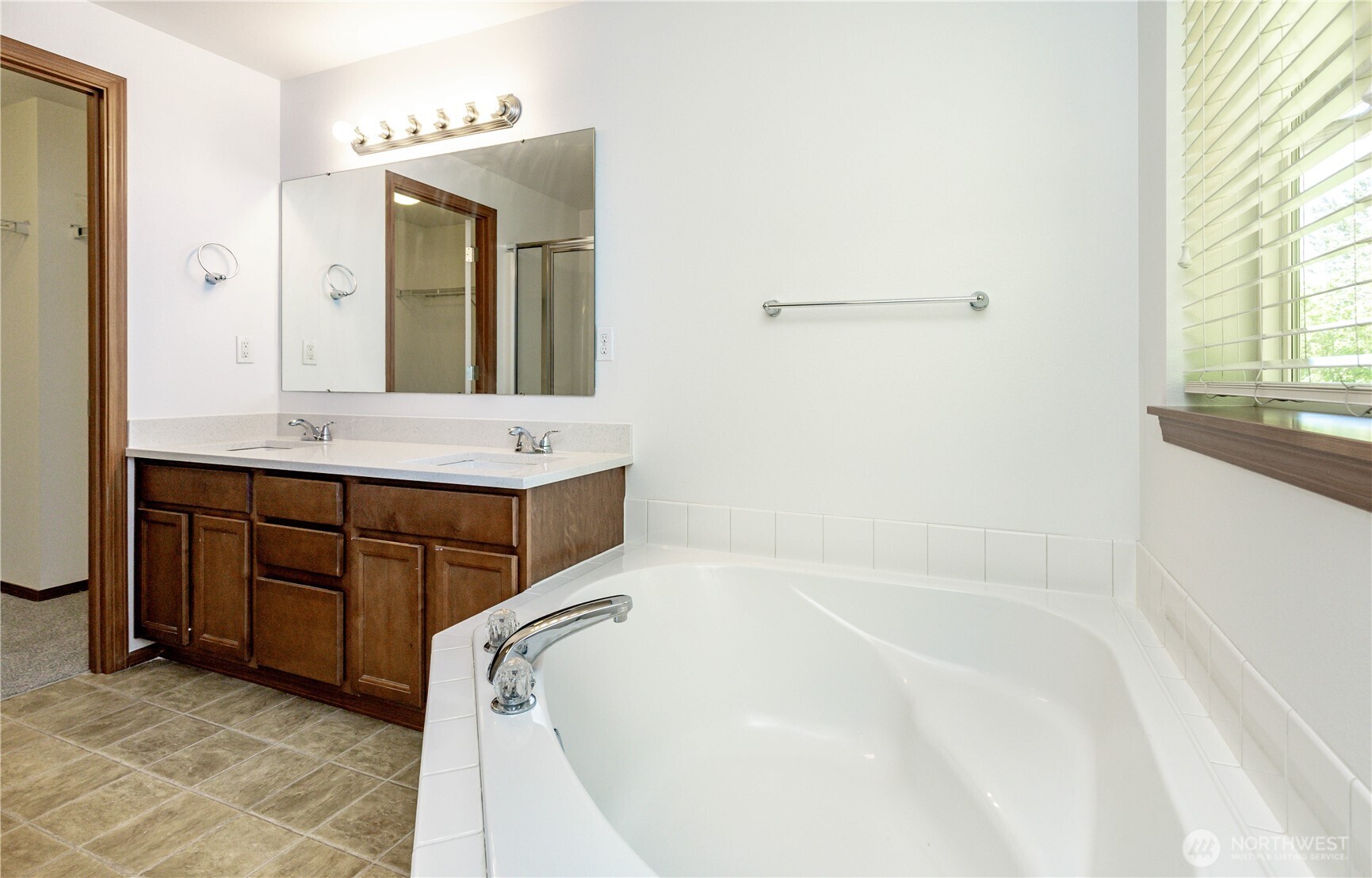 115 60th Street SE, Auburn, WA 98092