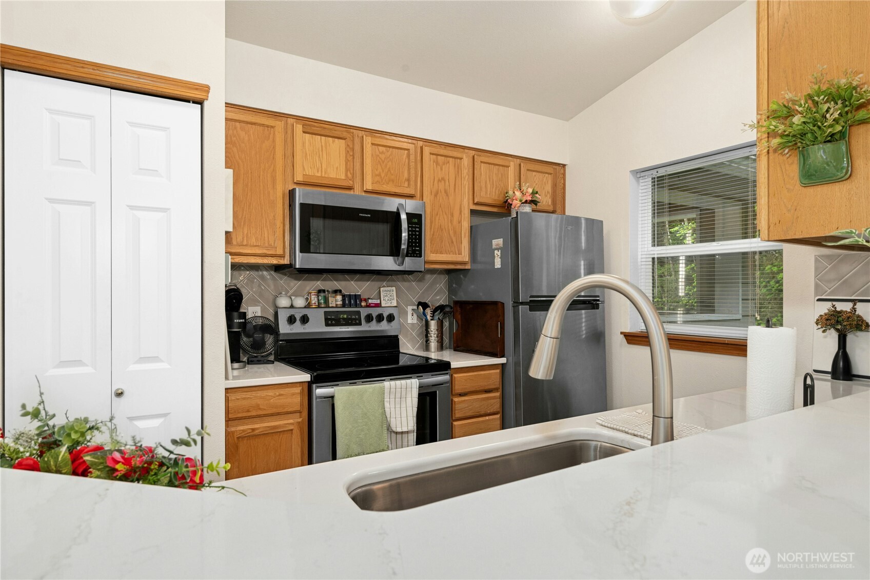 5620 14th Drive W #Q-201, Everett, WA 98203