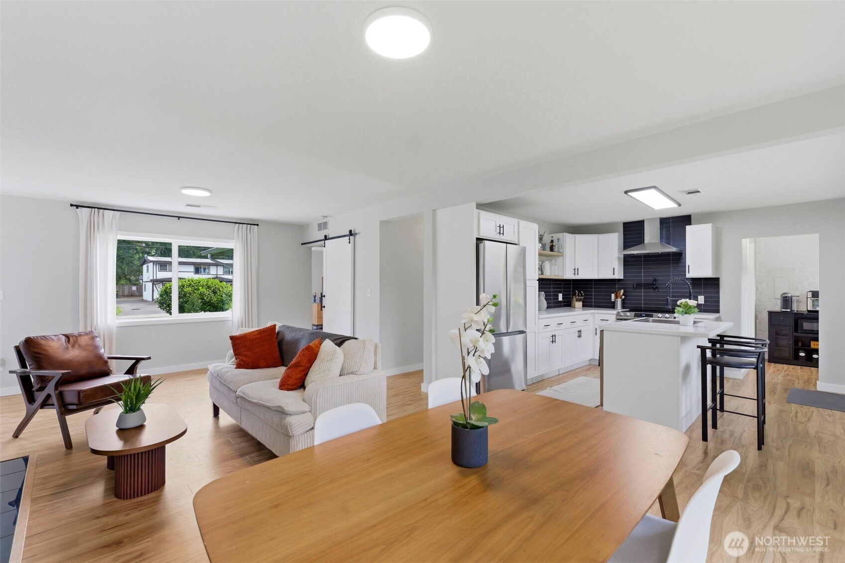 8905 Veterans Drive SW, Lakewood, WA 98498