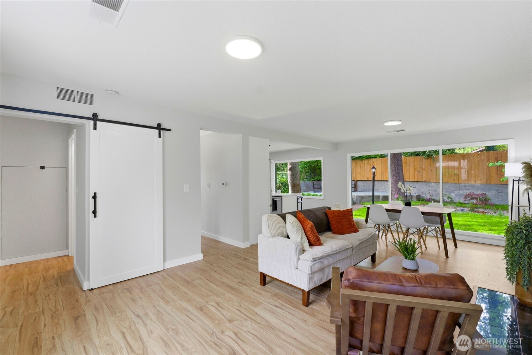 8905 Veterans Drive SW, Lakewood, WA 98498